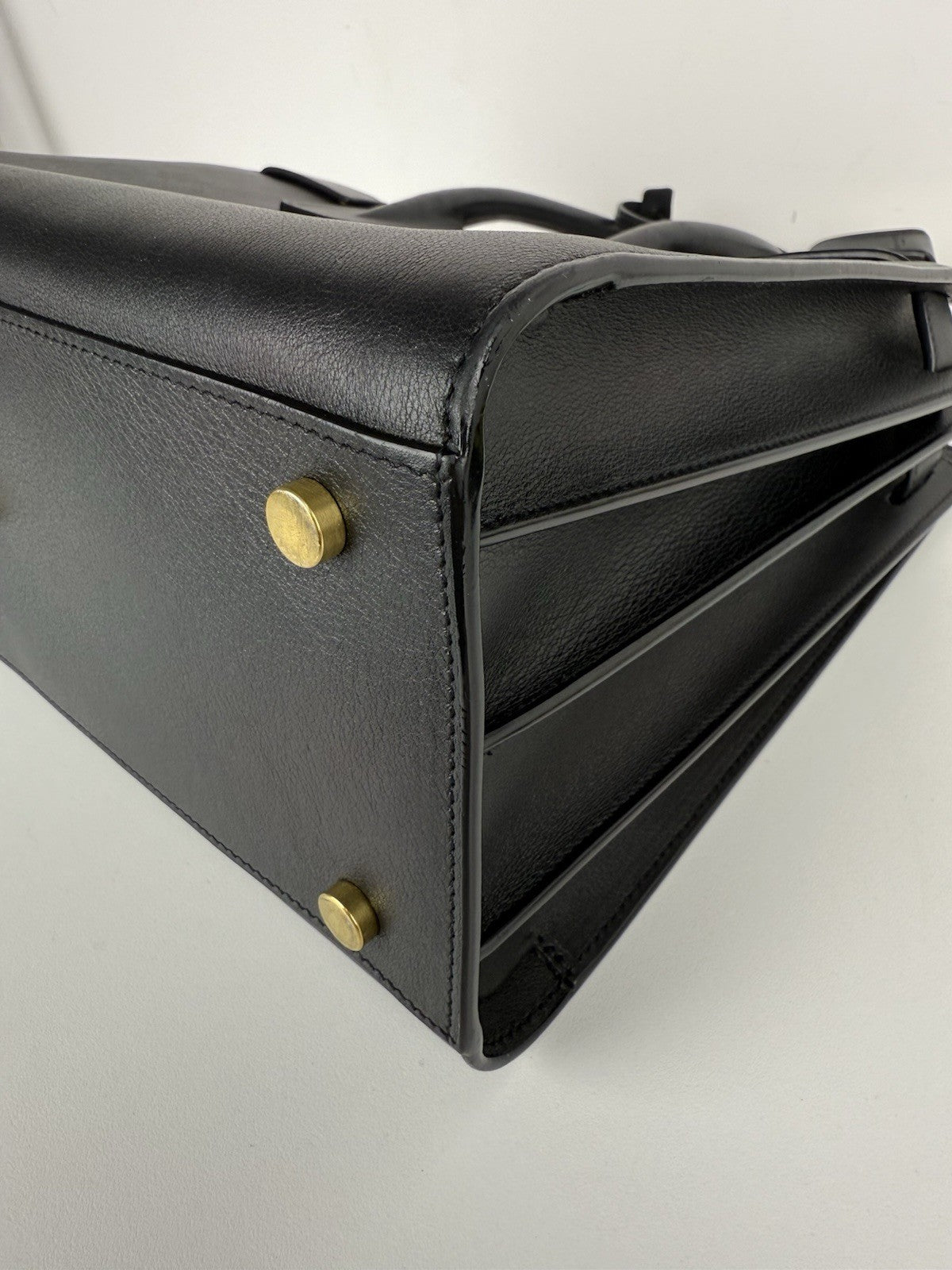 Saint Laurent Sac de Jour Large Leather Women's Bag in Black