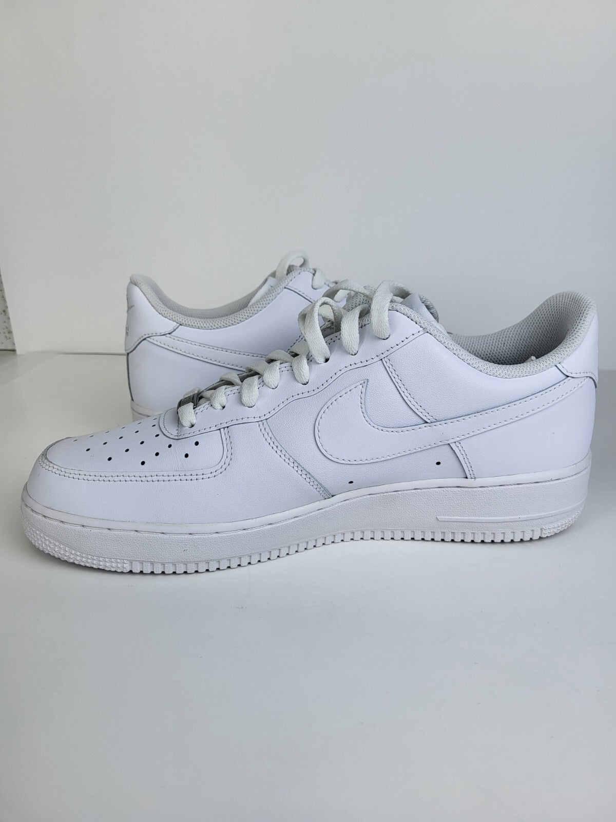 Nike Air Force 1 '07 - Triple White Mens Size 12