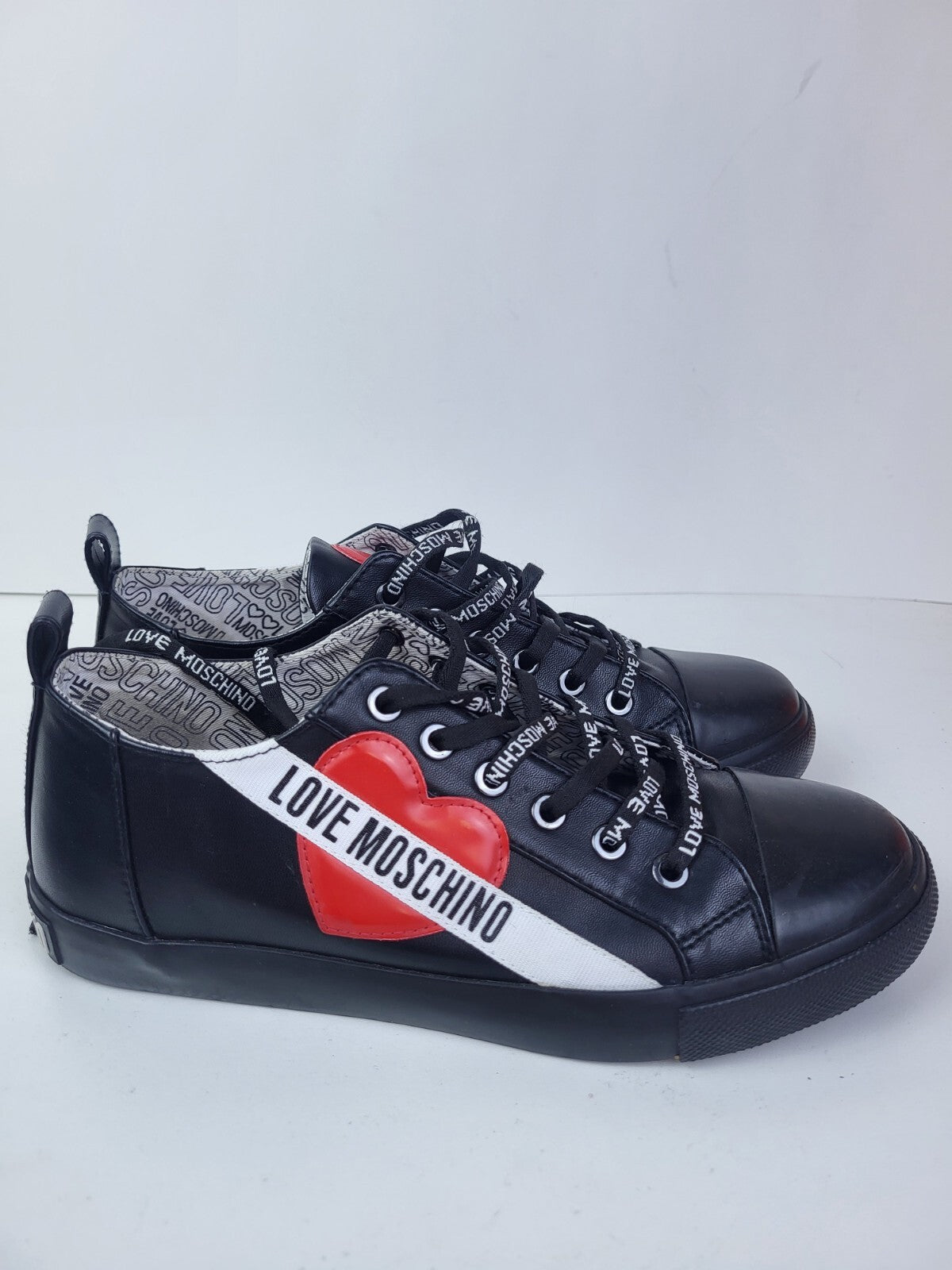 Moschino Heart Sneakers Black Leather Size 39 For Women