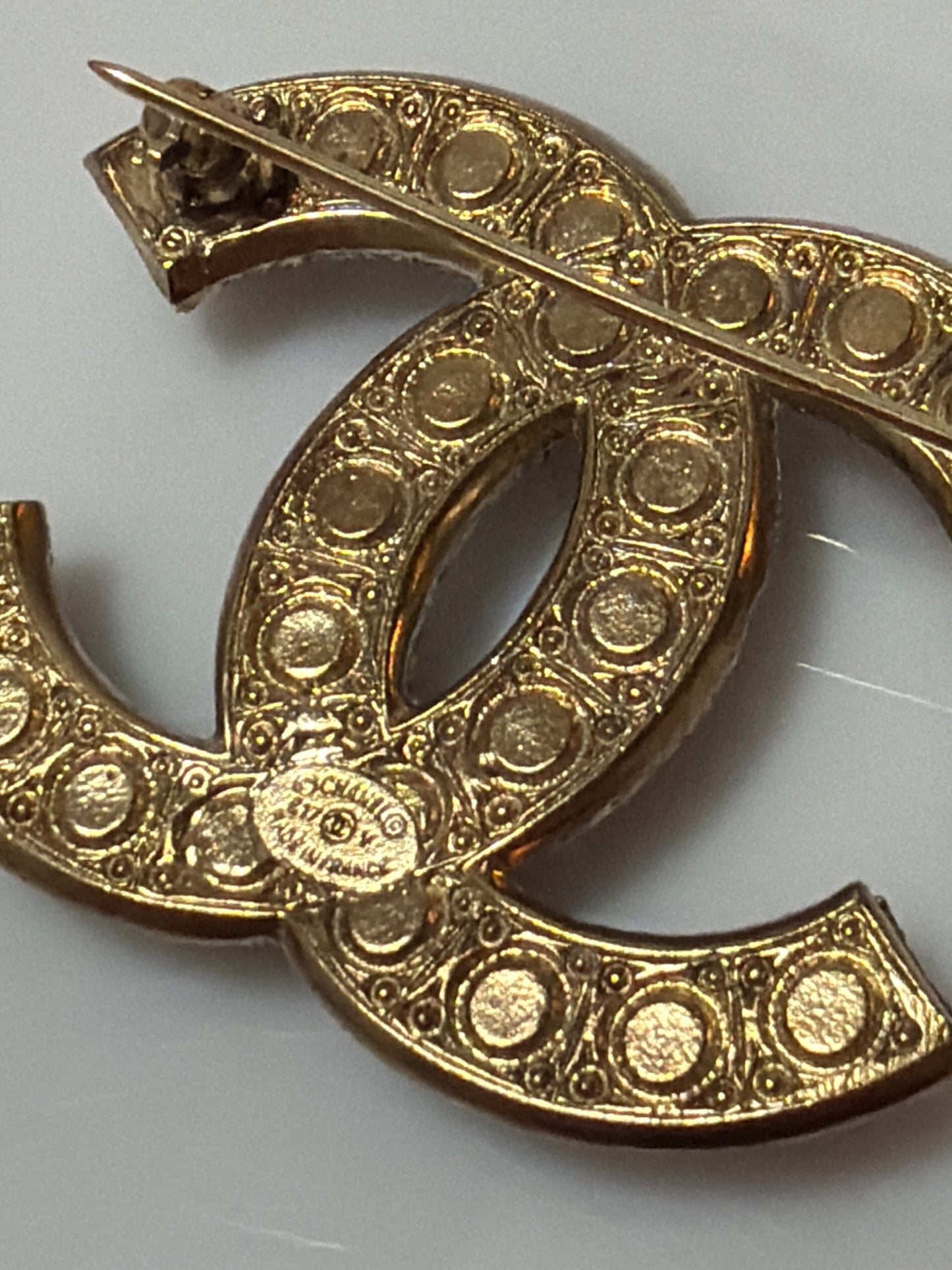 Chanel Pearl & Strass CC Pin Brooch Gold
