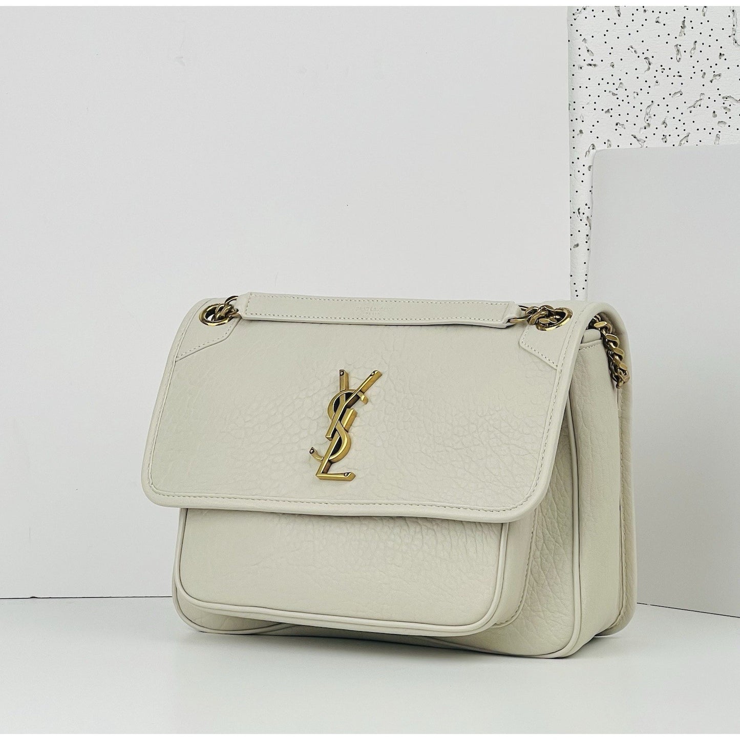 Saint Laurent Niki Medium Leather Shoulder Bag in Crema Soft R1