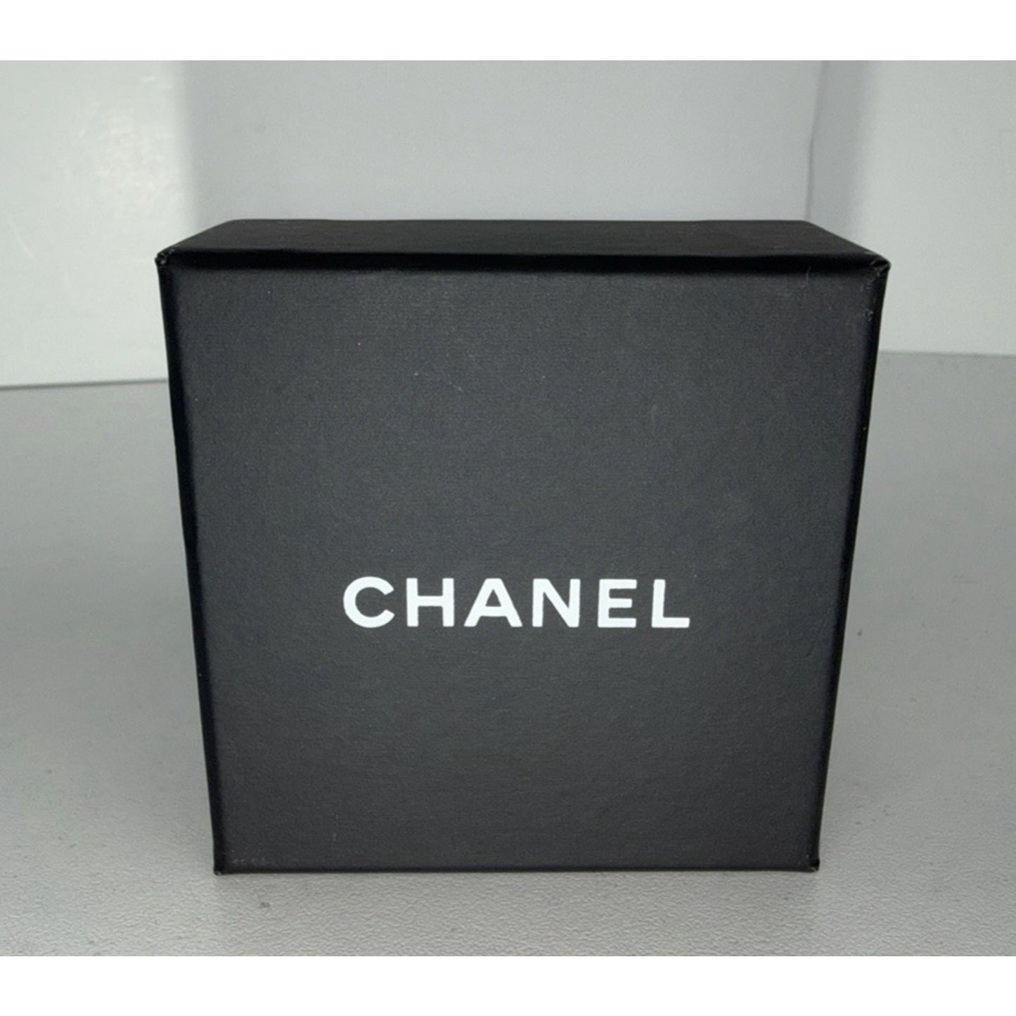 Chanel Faux Pearl & Strass CC Drop Earrings K-3