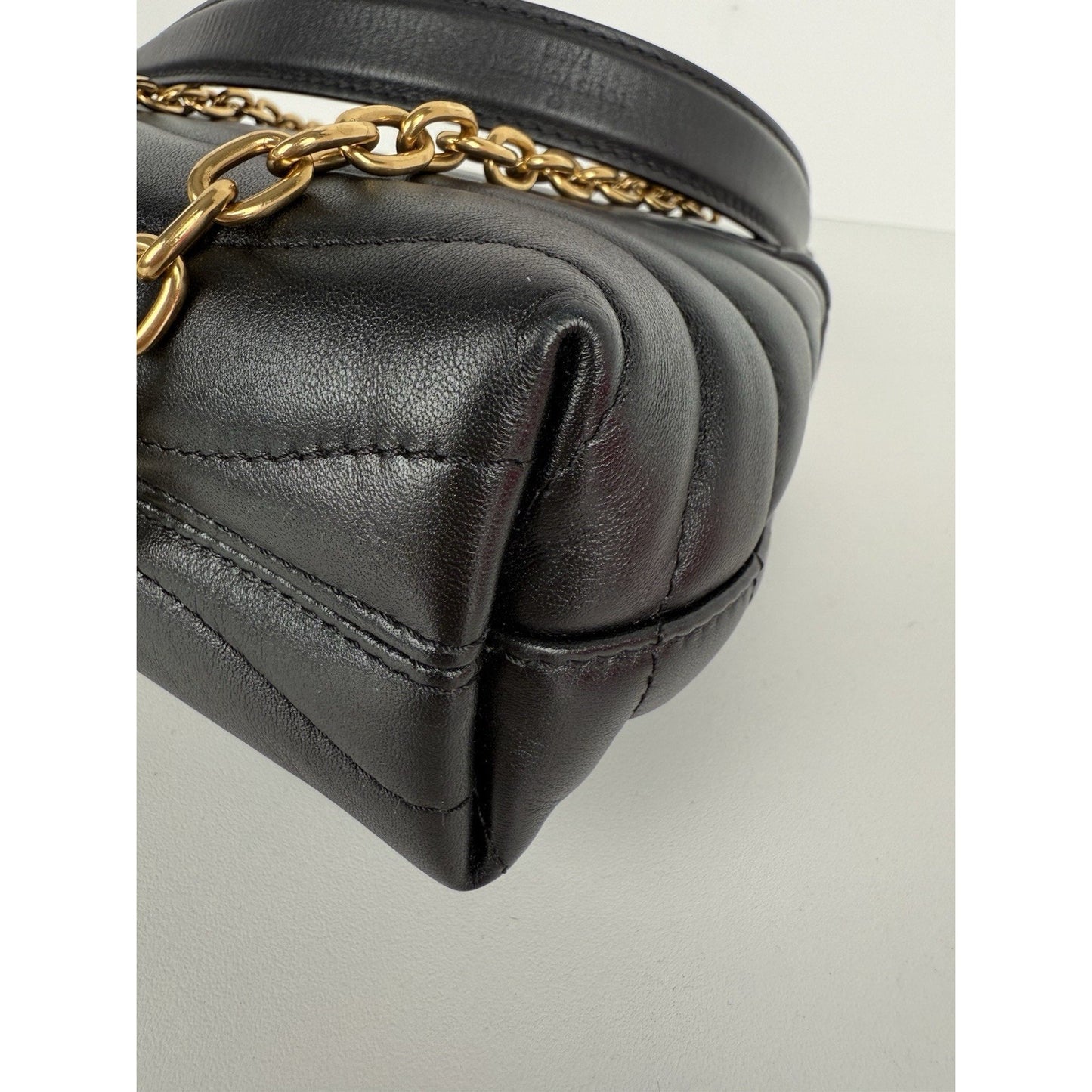 Louis Vuitton New Wave Chain Strap Quited Leather PM Women's Shoulder Bag