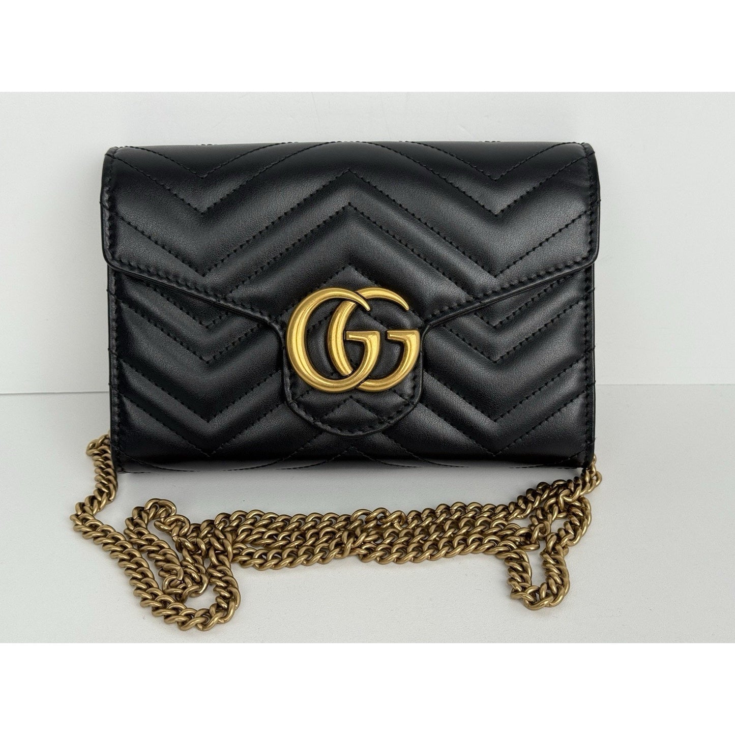 Gucci GG Marmont Black Matelassé Leather Shoulder Bag with Gold Chain