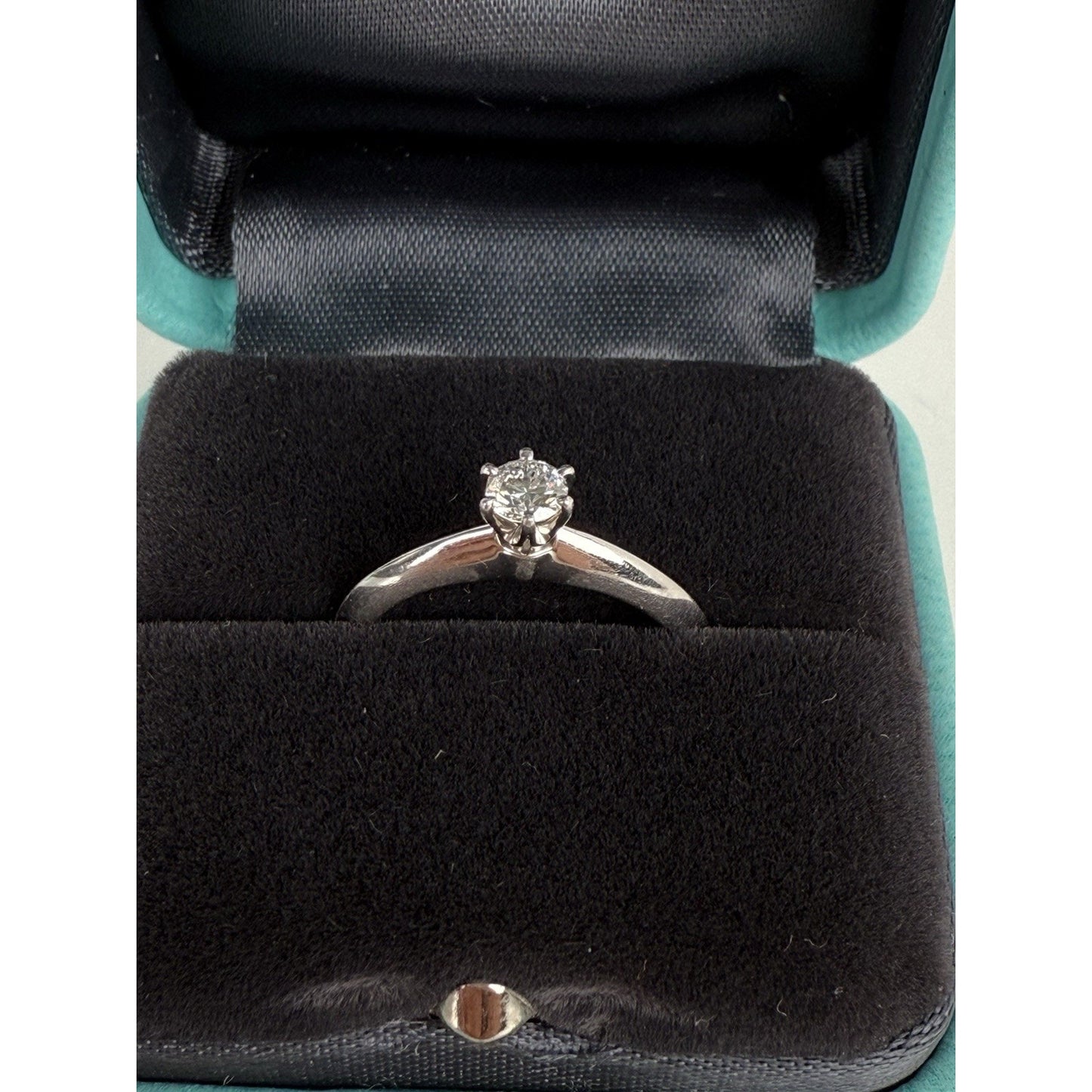 Tiffany & Co Platinum Diamond Engagement Ring 0.15 Carat Brilliant Cut Size 4.75