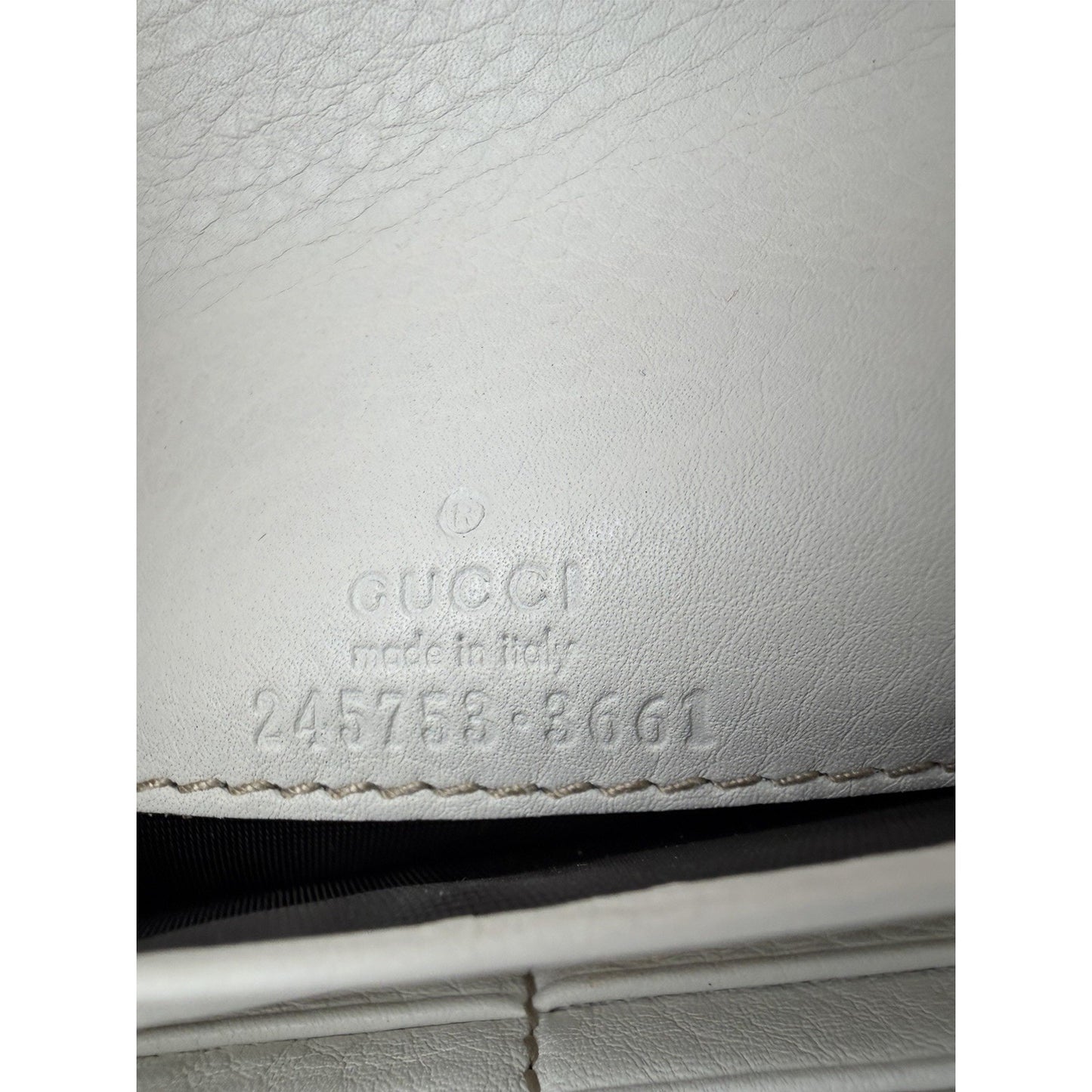 Gucci Horsebit Chain Clutch Web Wallet in White Leather Gold-Tone Hardware