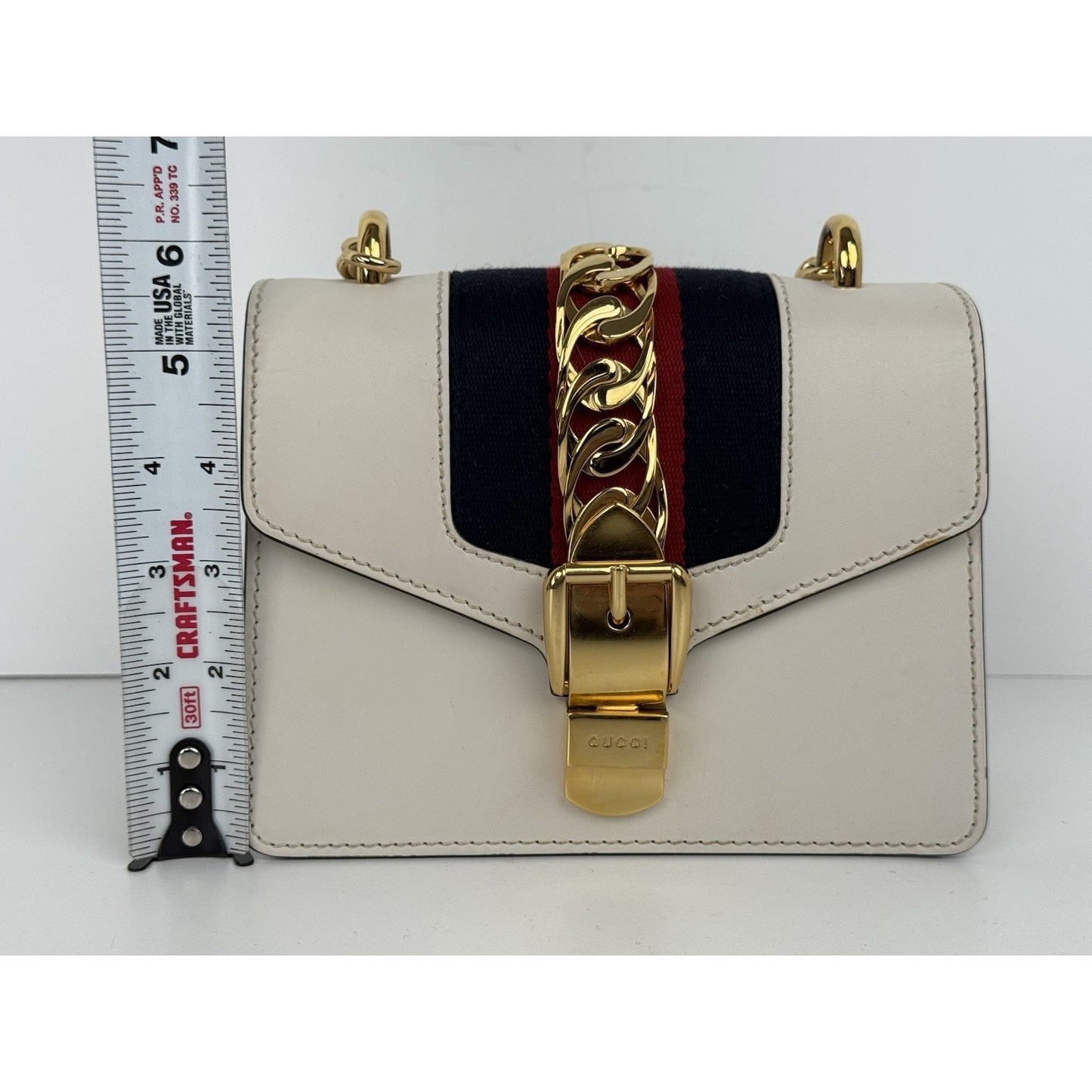 Gucci Sylvie White Leather Shoulder Bag with Gold Chain Detail