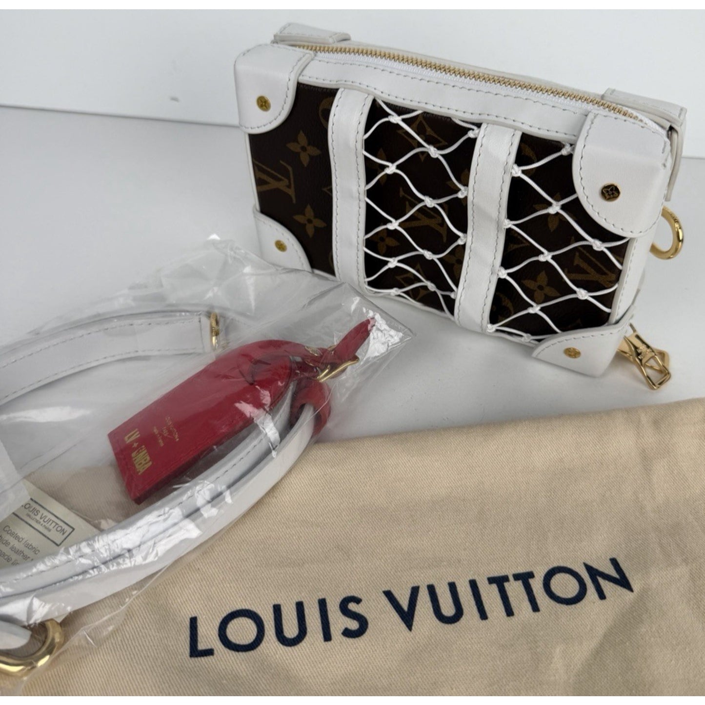 Louis Vuitton x NBA Monogram Soft Trunk Phone Box/Bag Distinctive Basket NFC S15