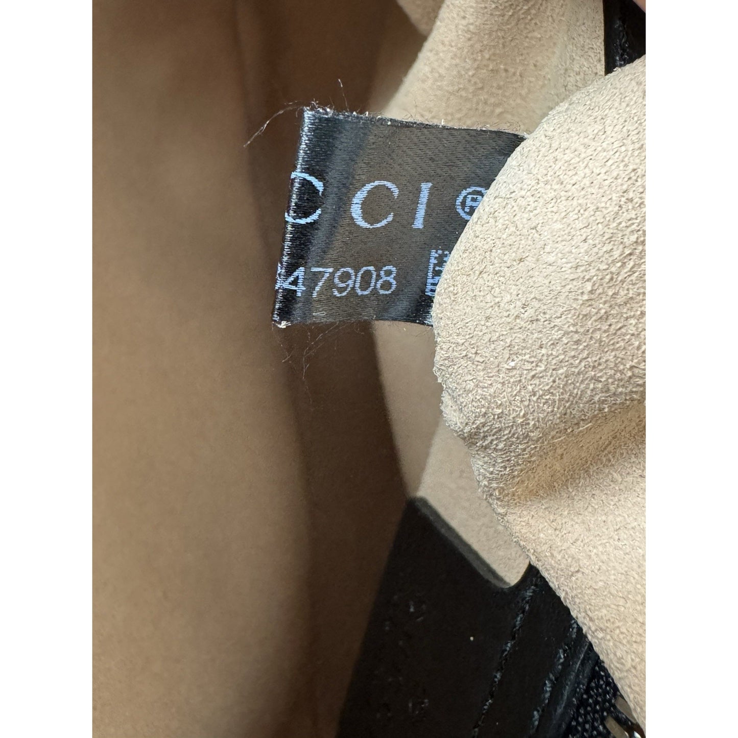 GUCCI Calfskin Matelasse Mens GG Marmont Belt Bag 80 32 Black C-2