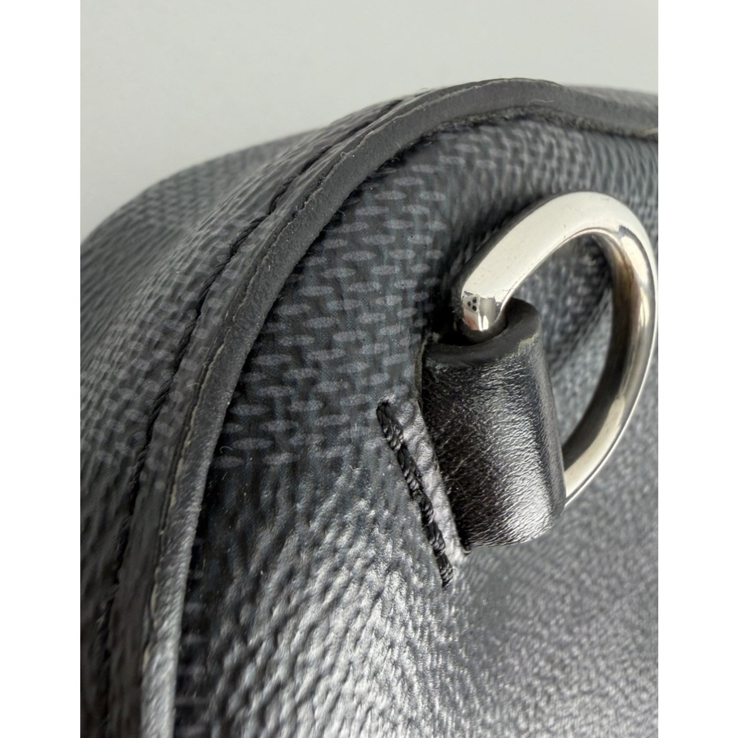 Louis Vuitton Avenue Damier Graphite Sling Bag Black Canvas Leather Patch NFC C8