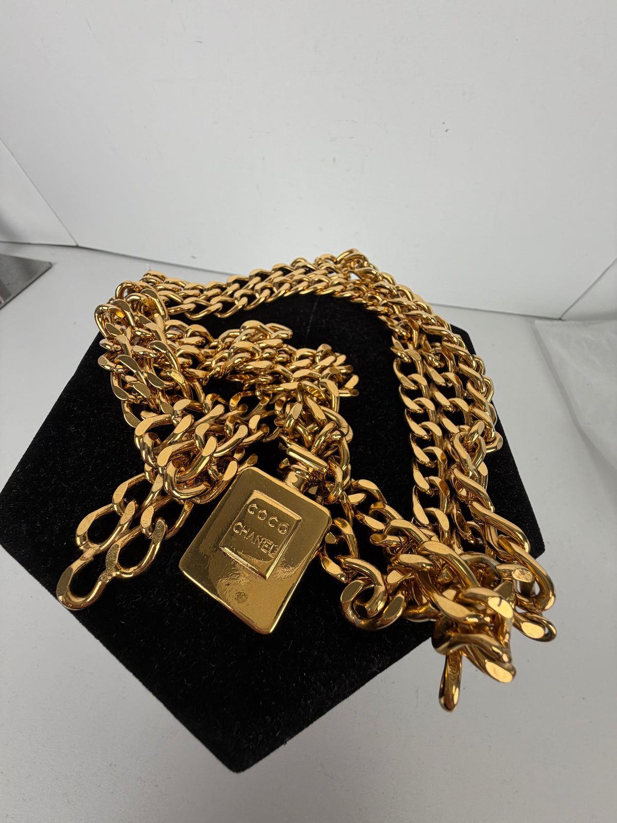 Chanel Vintage Coco Perfume Chain-Link Belt Size XS (28" Length)