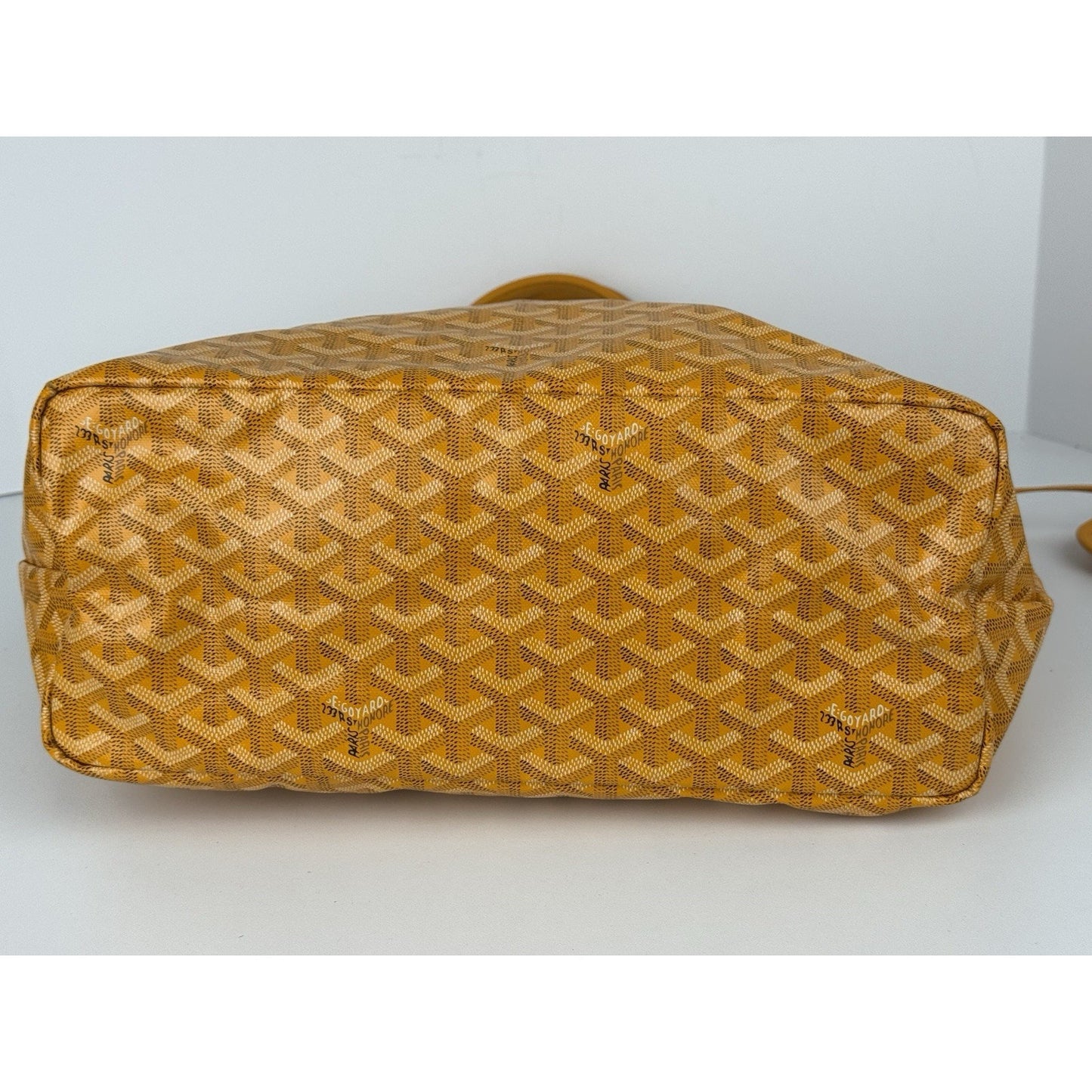 GOYARD Saint Louis PM Tote Bag Yellow