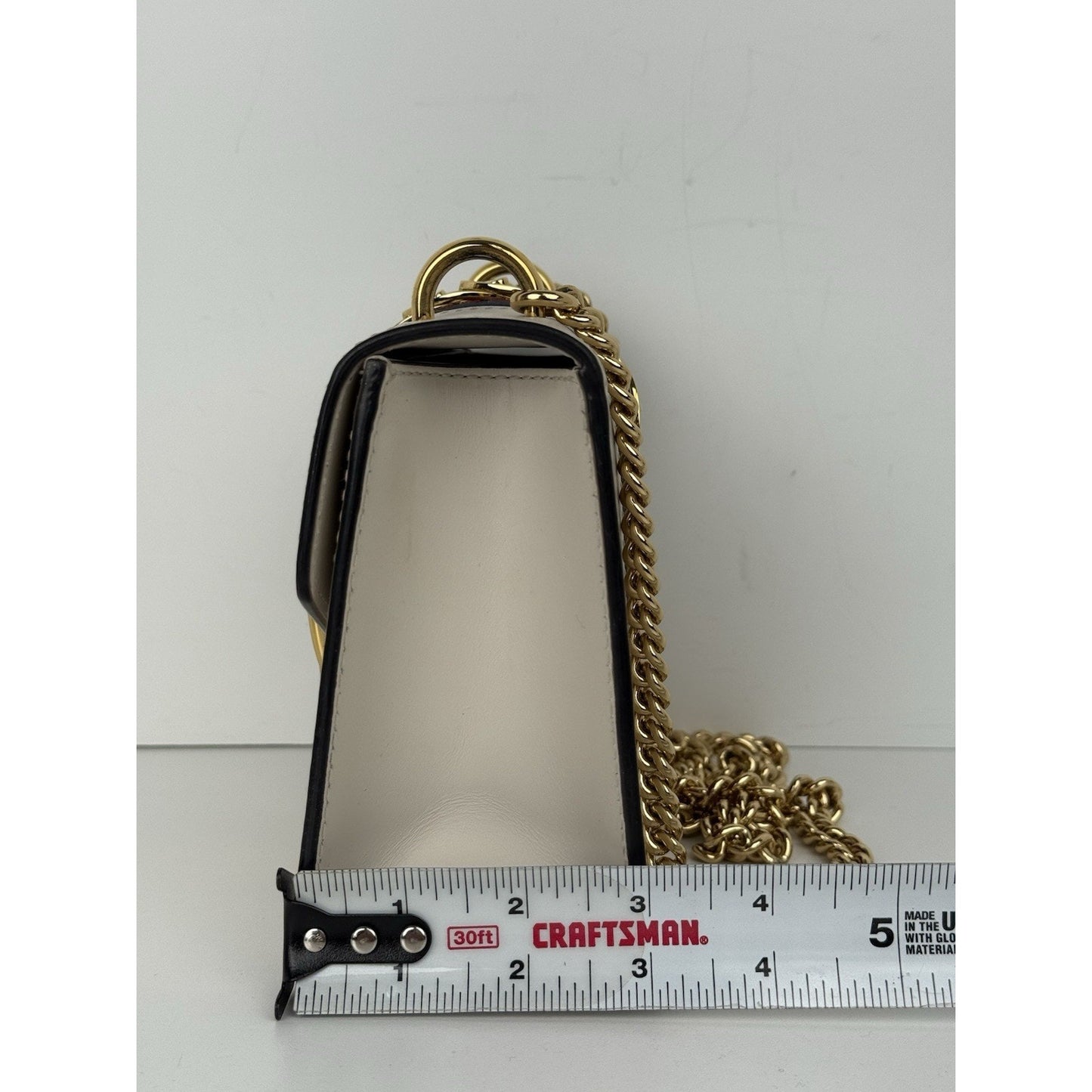 Gucci Sylvie White Leather Shoulder Bag with Gold Chain Detail