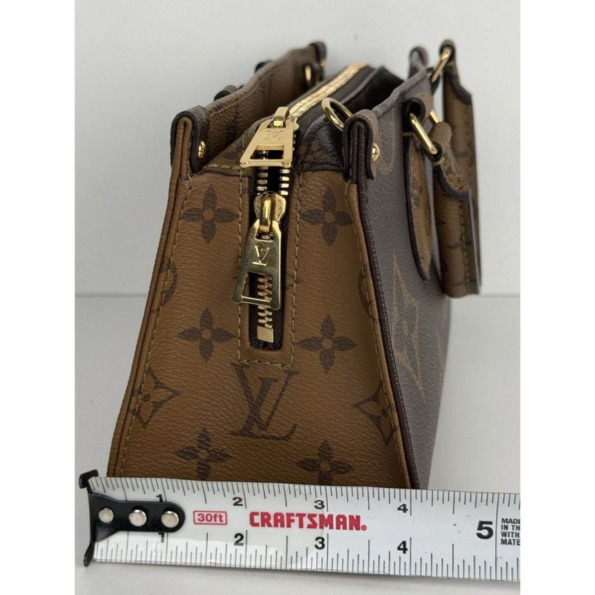 Louis Vuitton OnTheGo East West HandBag Monogram Reverse Brown Canvas NFC E2