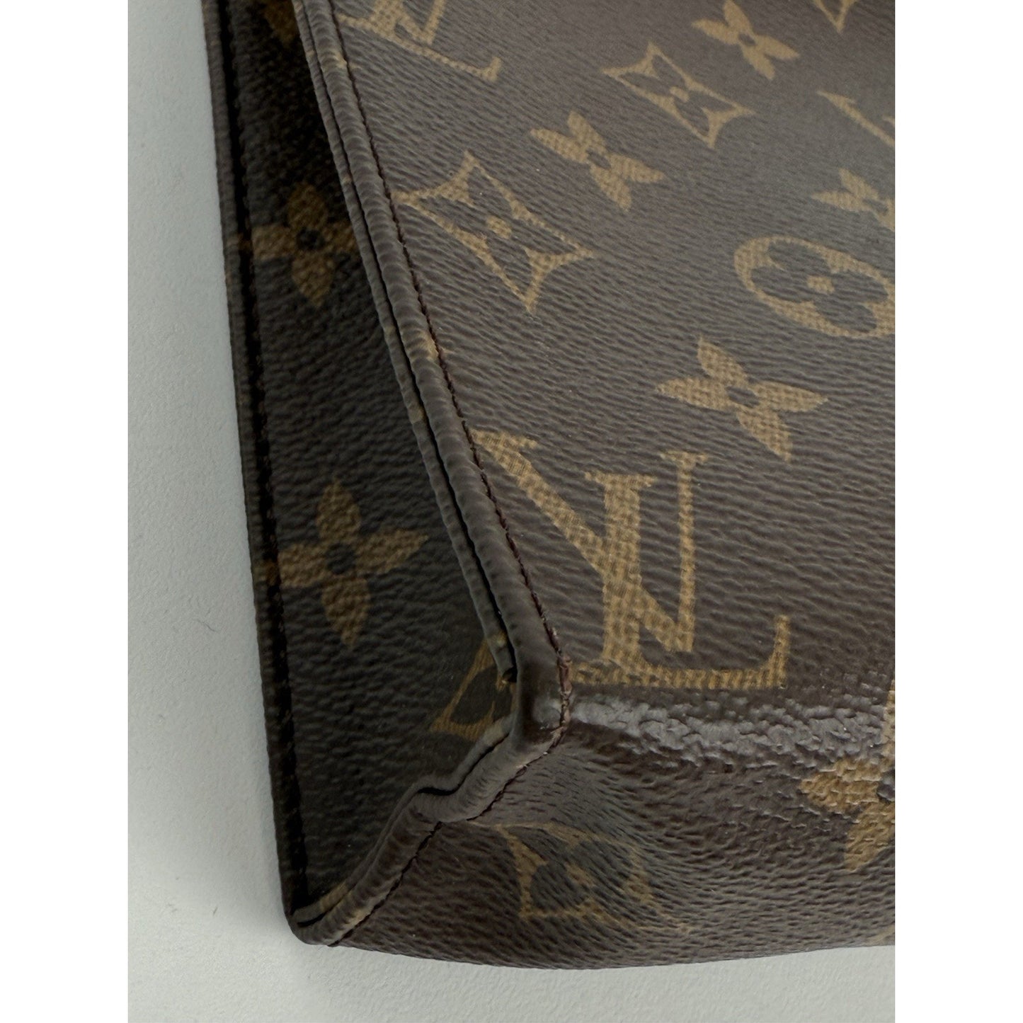 Louis Vuitton Toiletry Pouch 19 Brown Canvas Monogram Coated