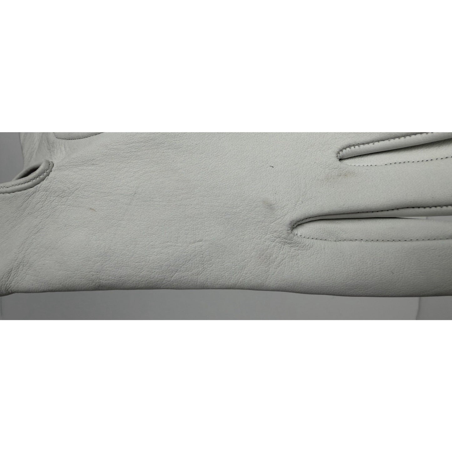 The Row Lorella Nappa Leather Gloves in White (L Size) S07