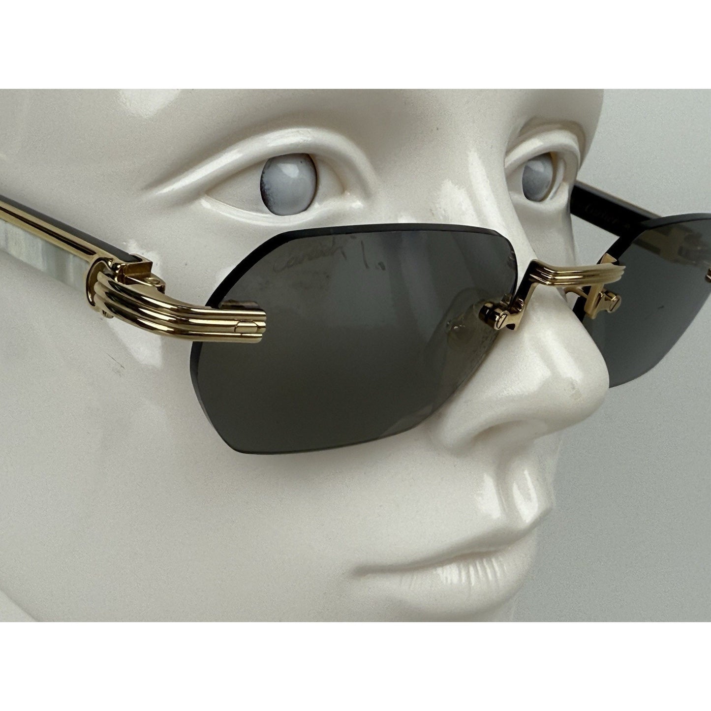 Cartier Geniune Horn Glasses H14G72KE