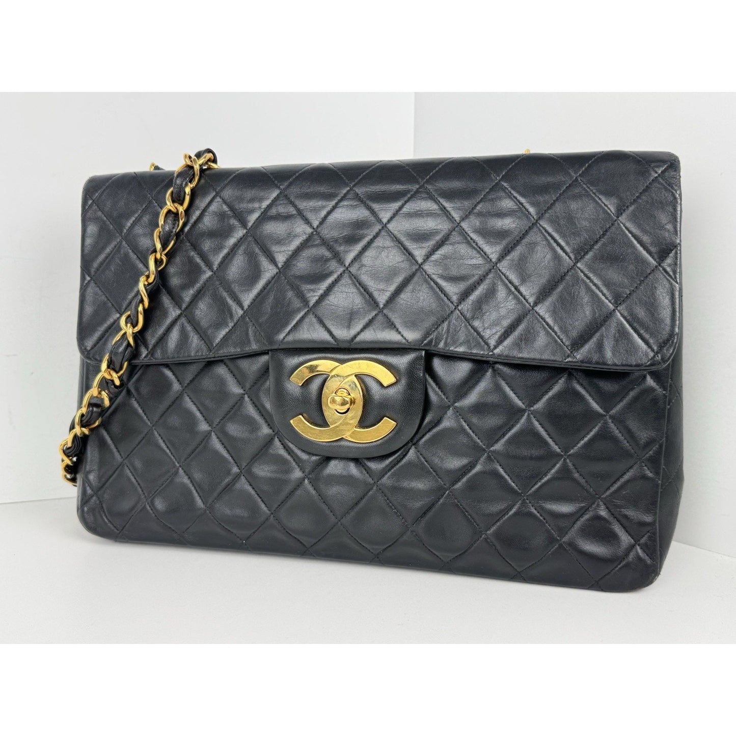 Chanel Vintage Maxi Single Flap Bag Black Lambskin Leather B-6