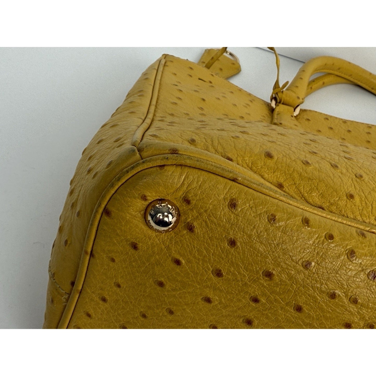 Prada Struzzo Lux Medium Galleria Double-Zip Tote in Mustard Yellow Ostrich Leater