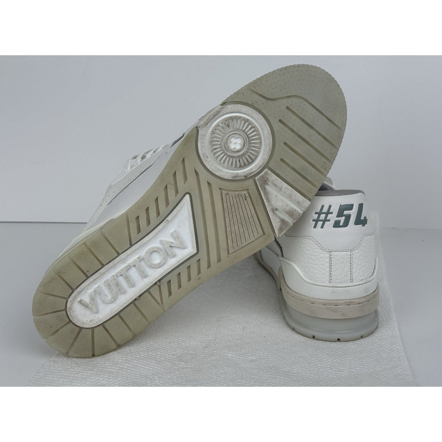 Louis Vuitton LV Trainer White Leather Men's Sneakers Size 9