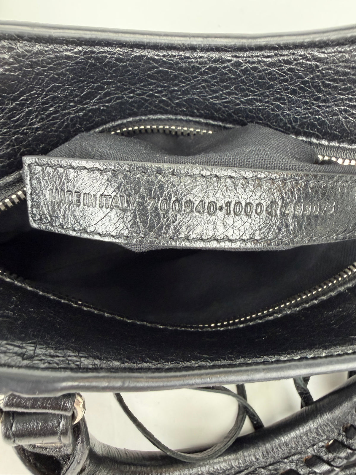 Balenciaga Neo Cagole Handbag XS in Black Crinkled Leather YS11