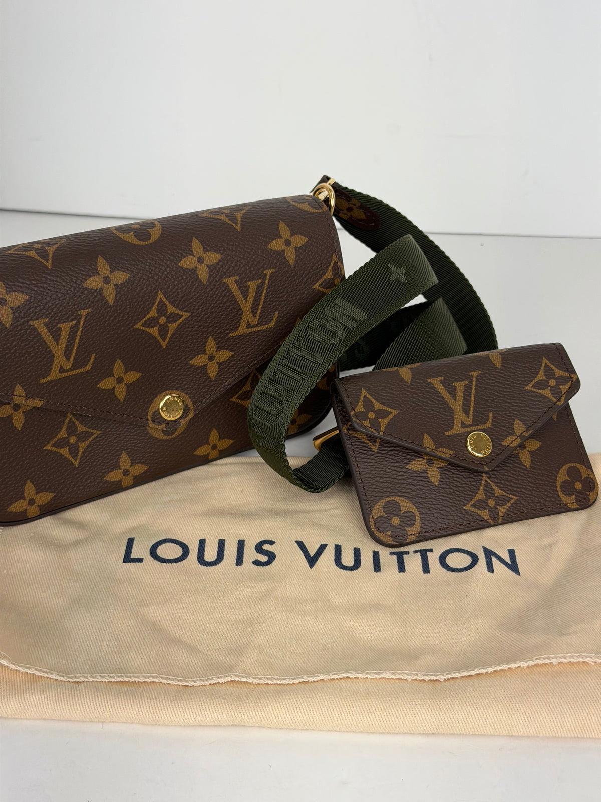 Louis Vuitton Felicie Strap & Go Crossbody Bag in Khaki & Brown Monogram Coated Canvas NFC YC7