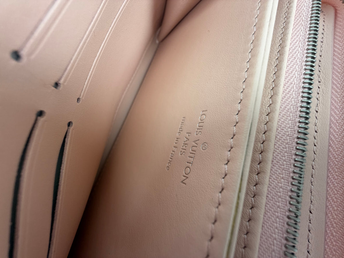 Louis Vuitton Mahina Zippy Wallet Y