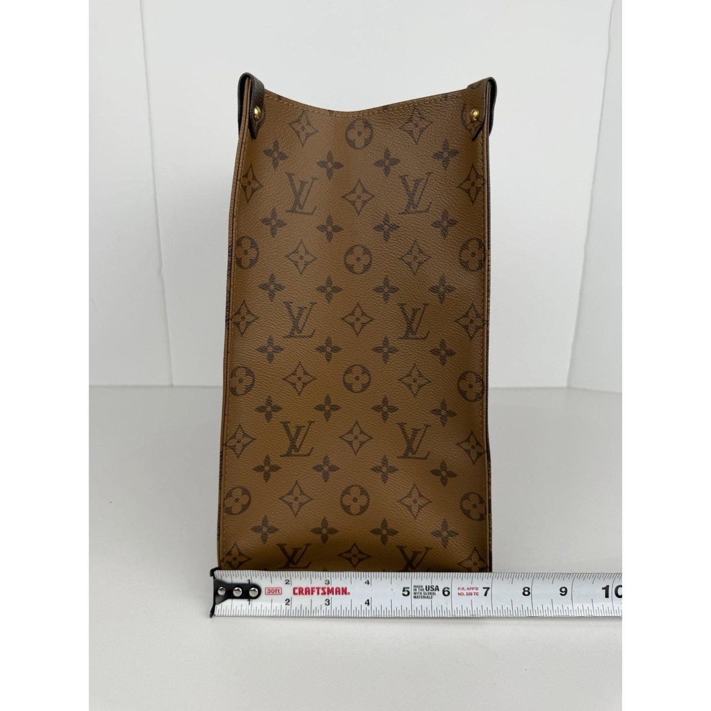 Louis Vuitton OnTheGo Tote Bag GM in Reverse Monogram Giant Canvas 2021 S