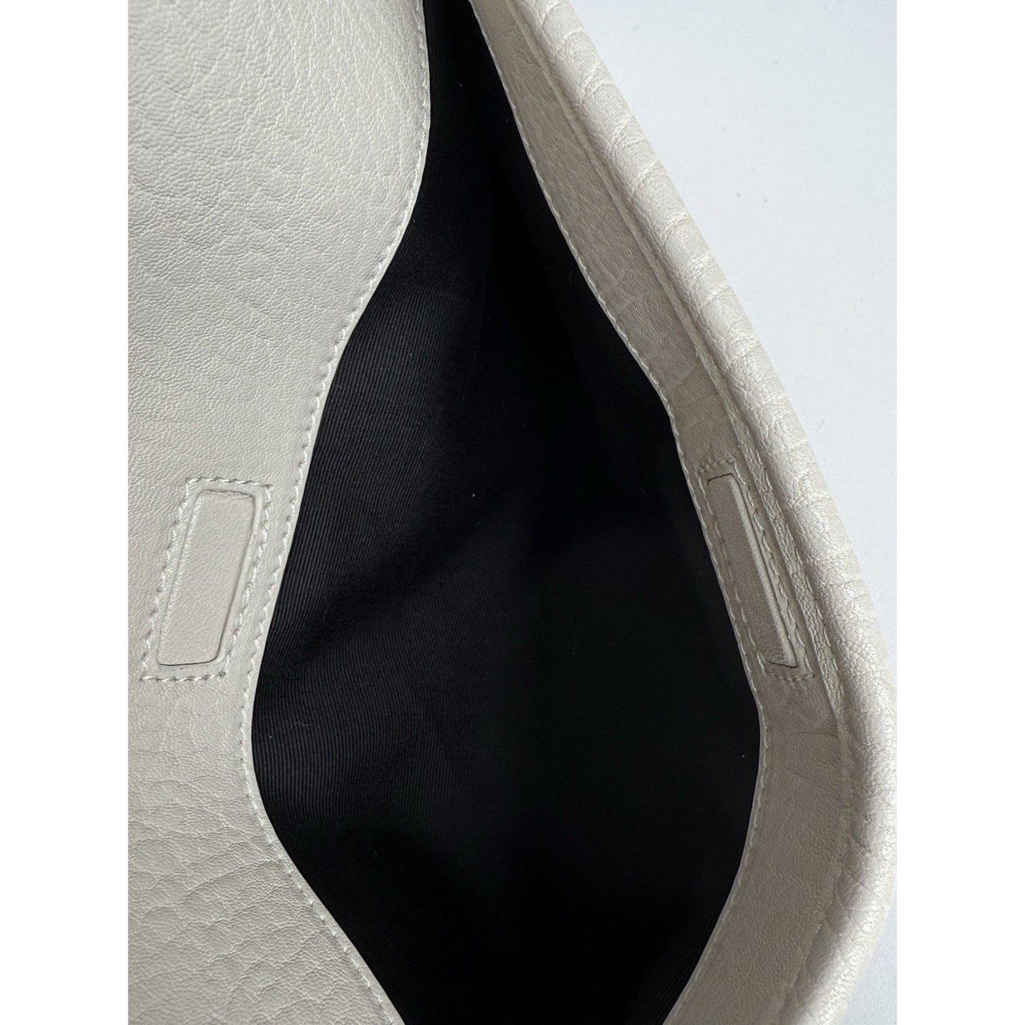 Saint Laurent Niki Medium Leather Shoulder Bag in Crema Soft