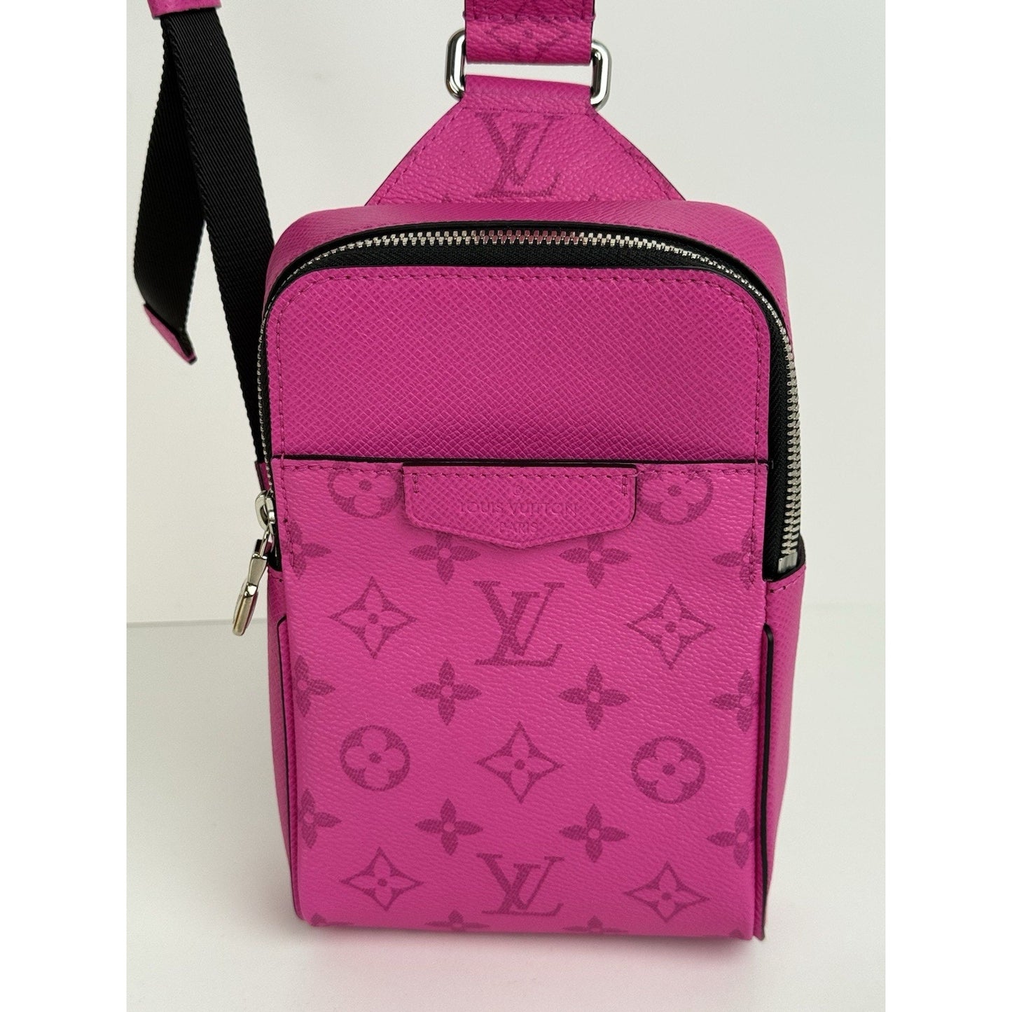 LOUIS VUITTON Outdoor Sling Shoulder Bag Taigarama Pink Men's