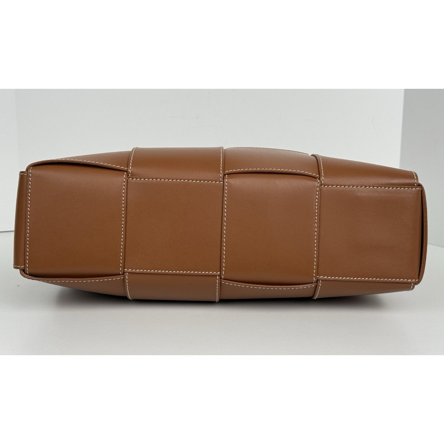 Bottega Veneta Nappa Maxi Intrecciato Men’s Arco Tote in Wood