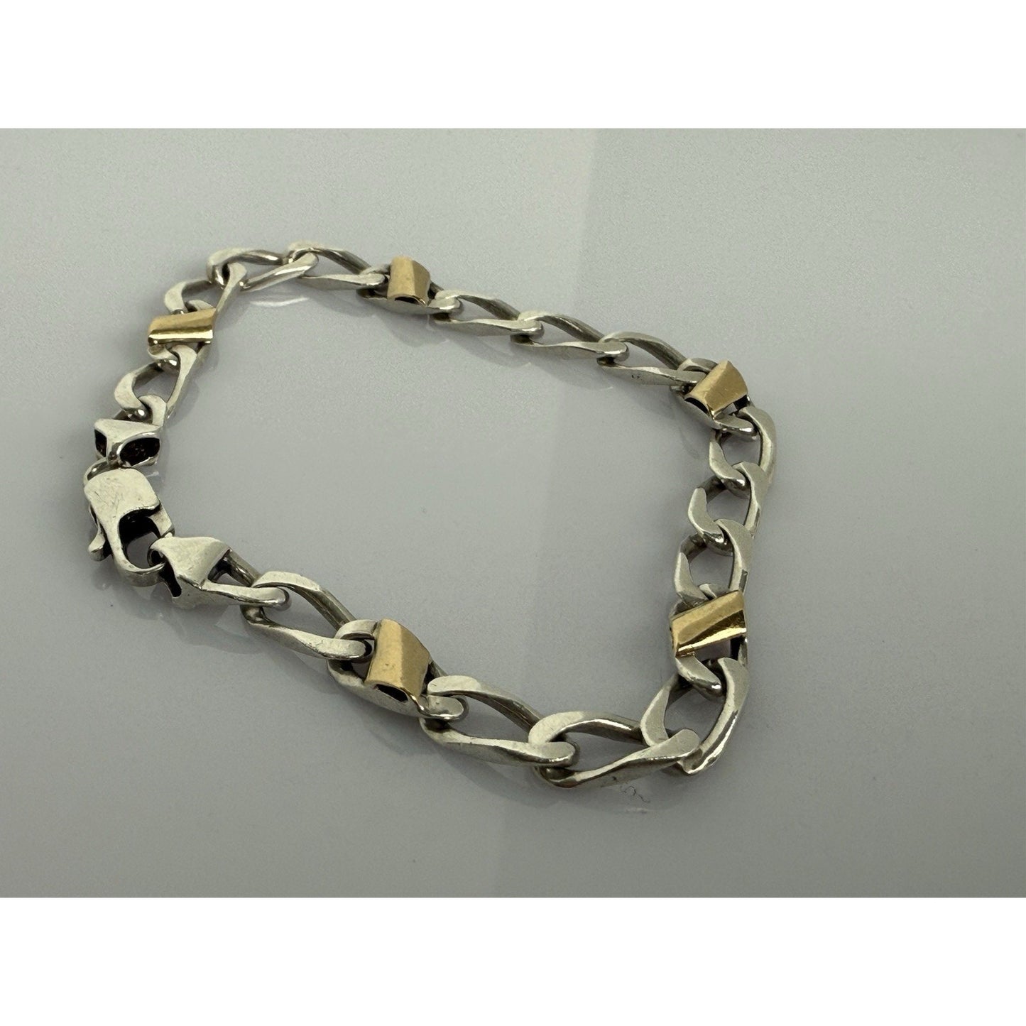 Tiffany & Co. Two Tone 18K Yellow Gold & Sterling Silver Cuban Link Bracelet 7.5