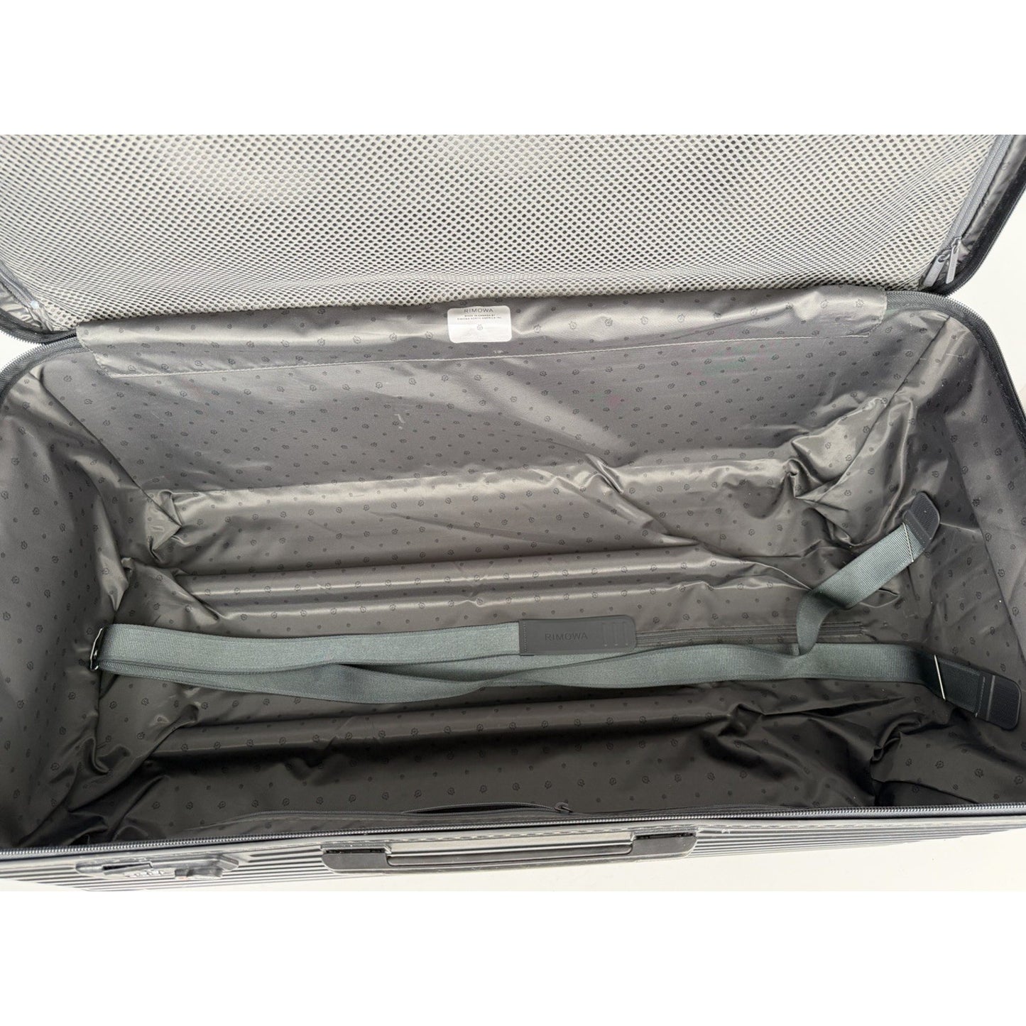 RIMOWA Essential Trunk Plus Lightweight Suitcase in Matte Black