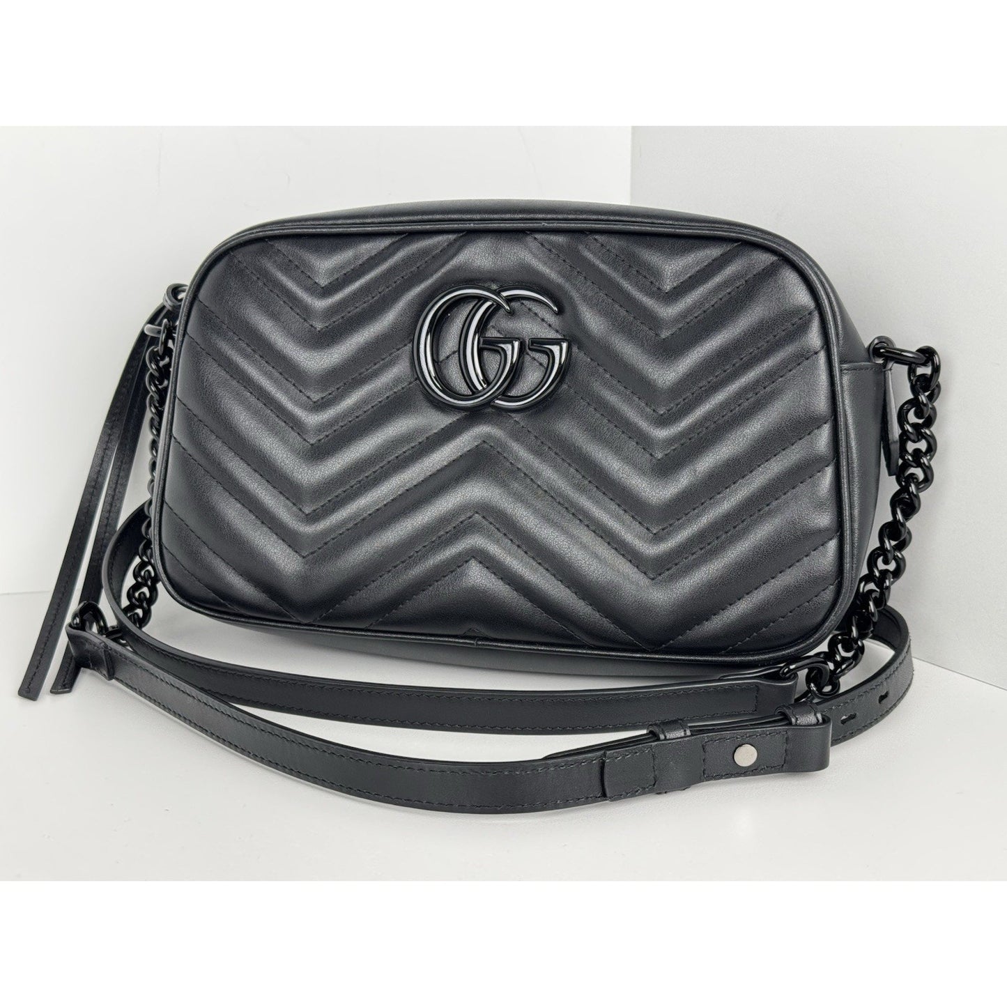 Gucci Matelassé Monochrome Small GG Marmont Chain Shoulder Bag Black B-9