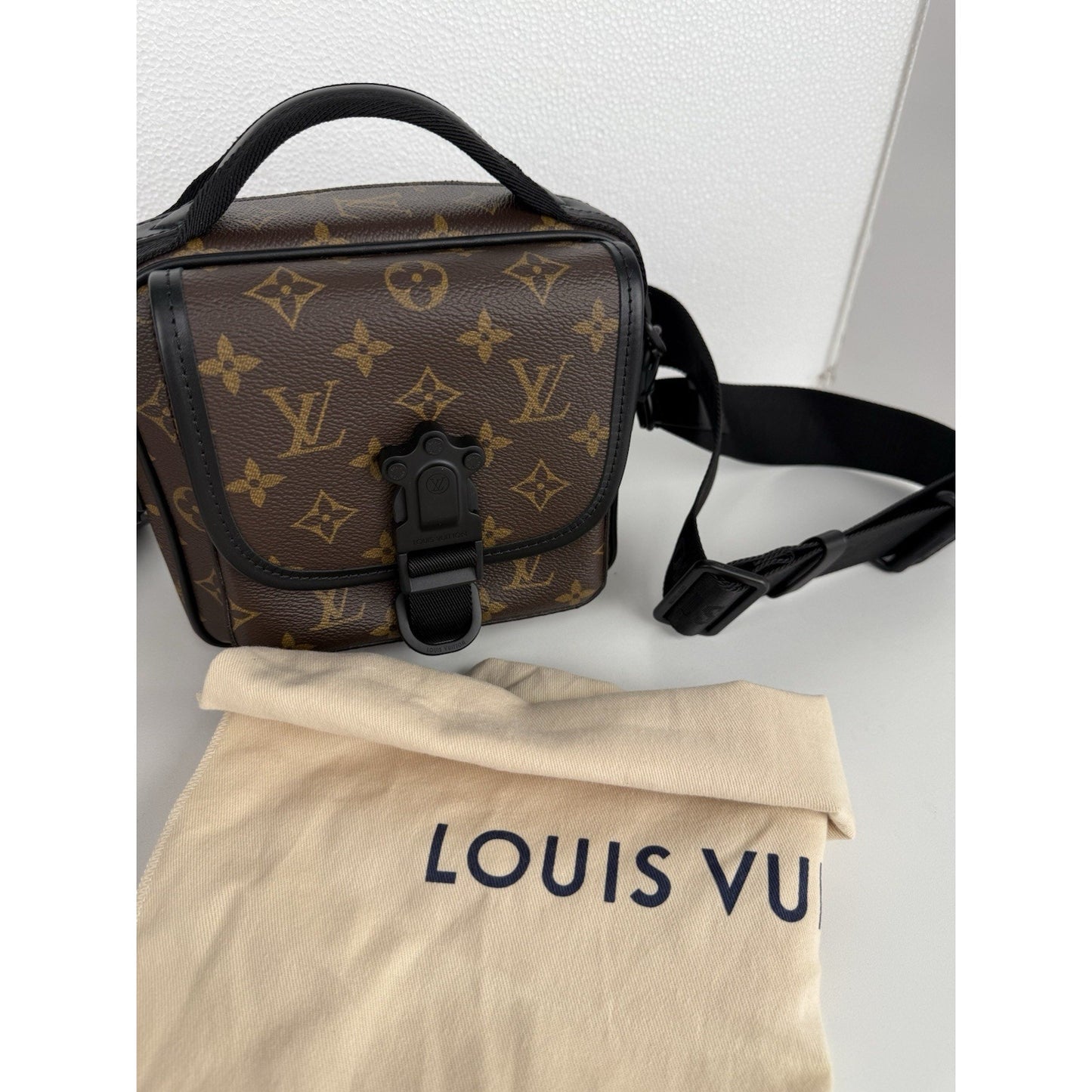Louis Vuitton Monogram Macassar Quest Messenger Brown Coated Canvas Shoulder Bag