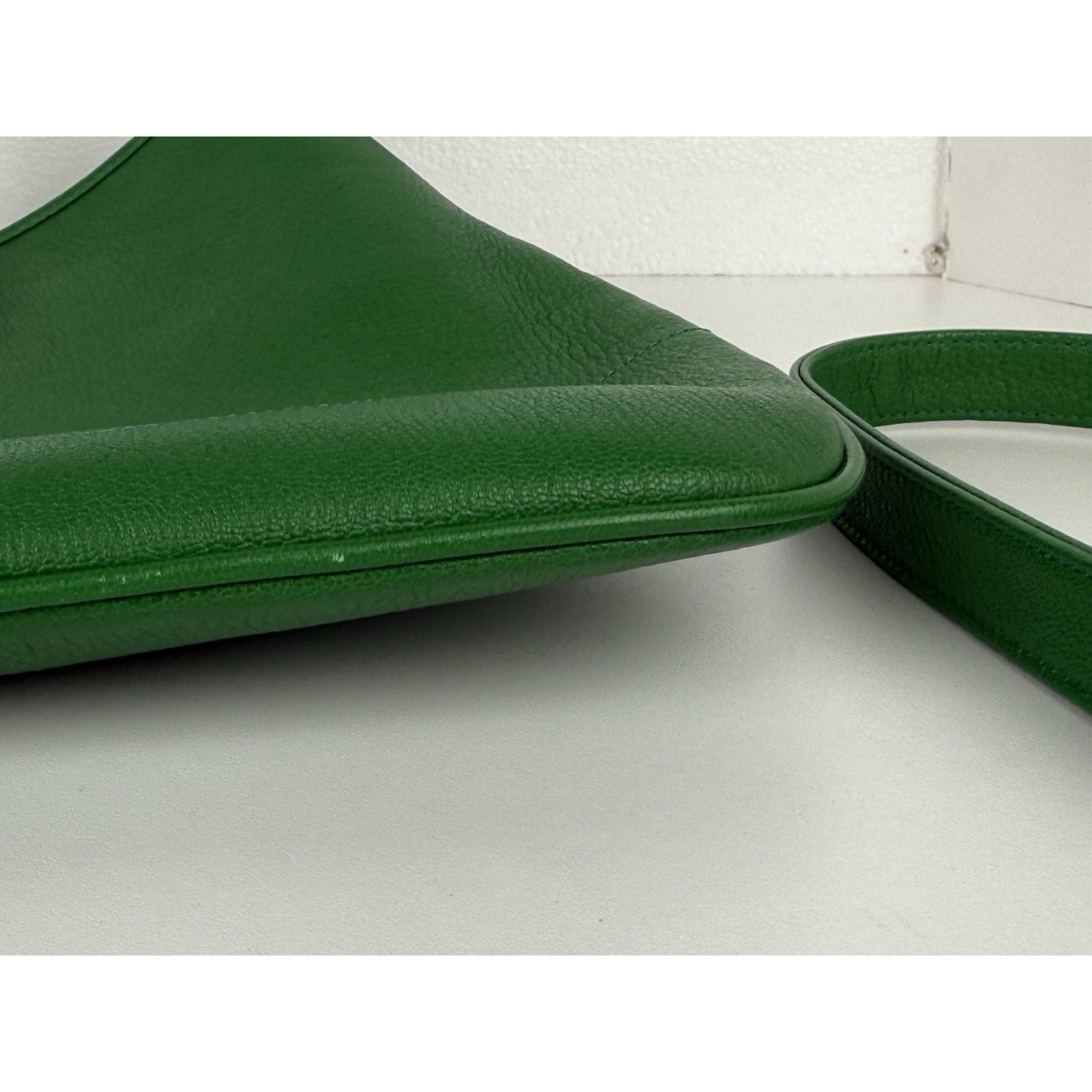 GUCCI Aphrodite GG 2 Way Shoulder Bag Green Calfskin Leather