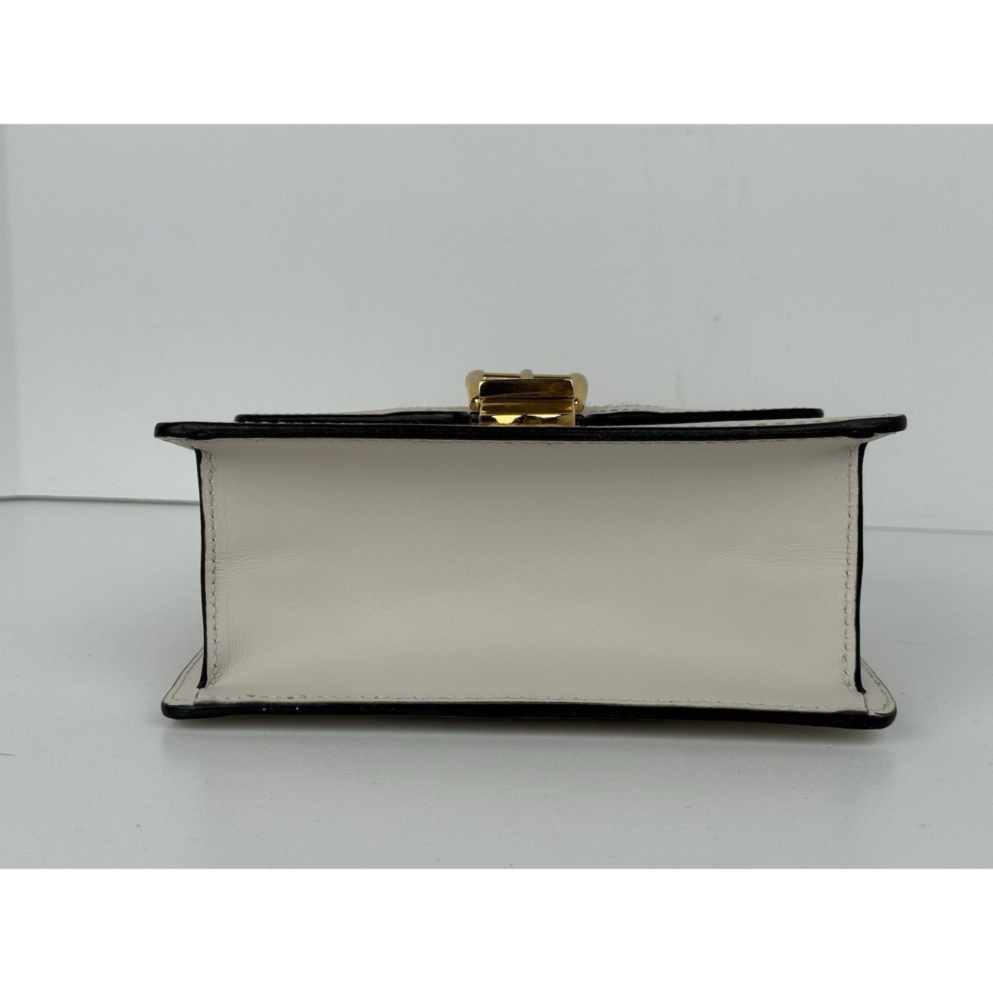 Gucci Sylvie White Leather Shoulder Bag with Gold Chain Detail
