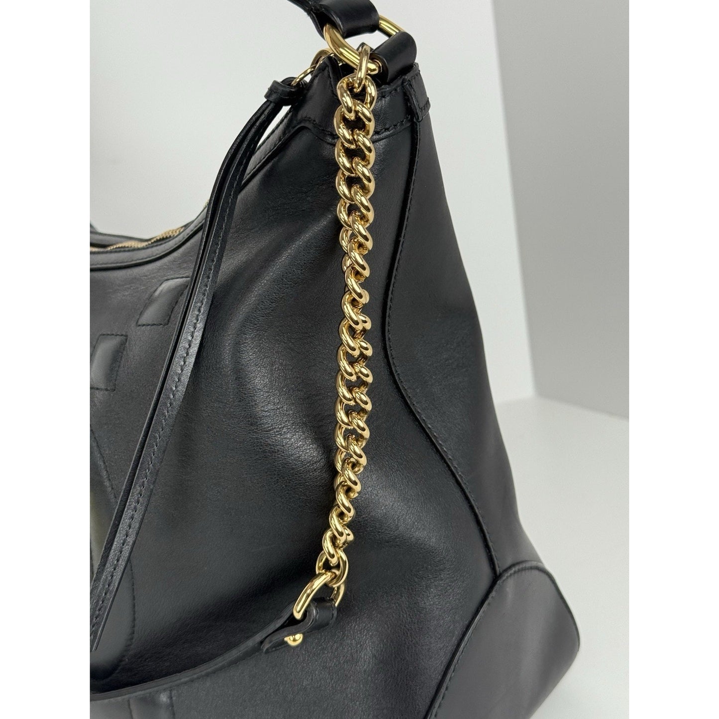 Gucci GG Apollo Black Leather Women’s Shoulder Bag