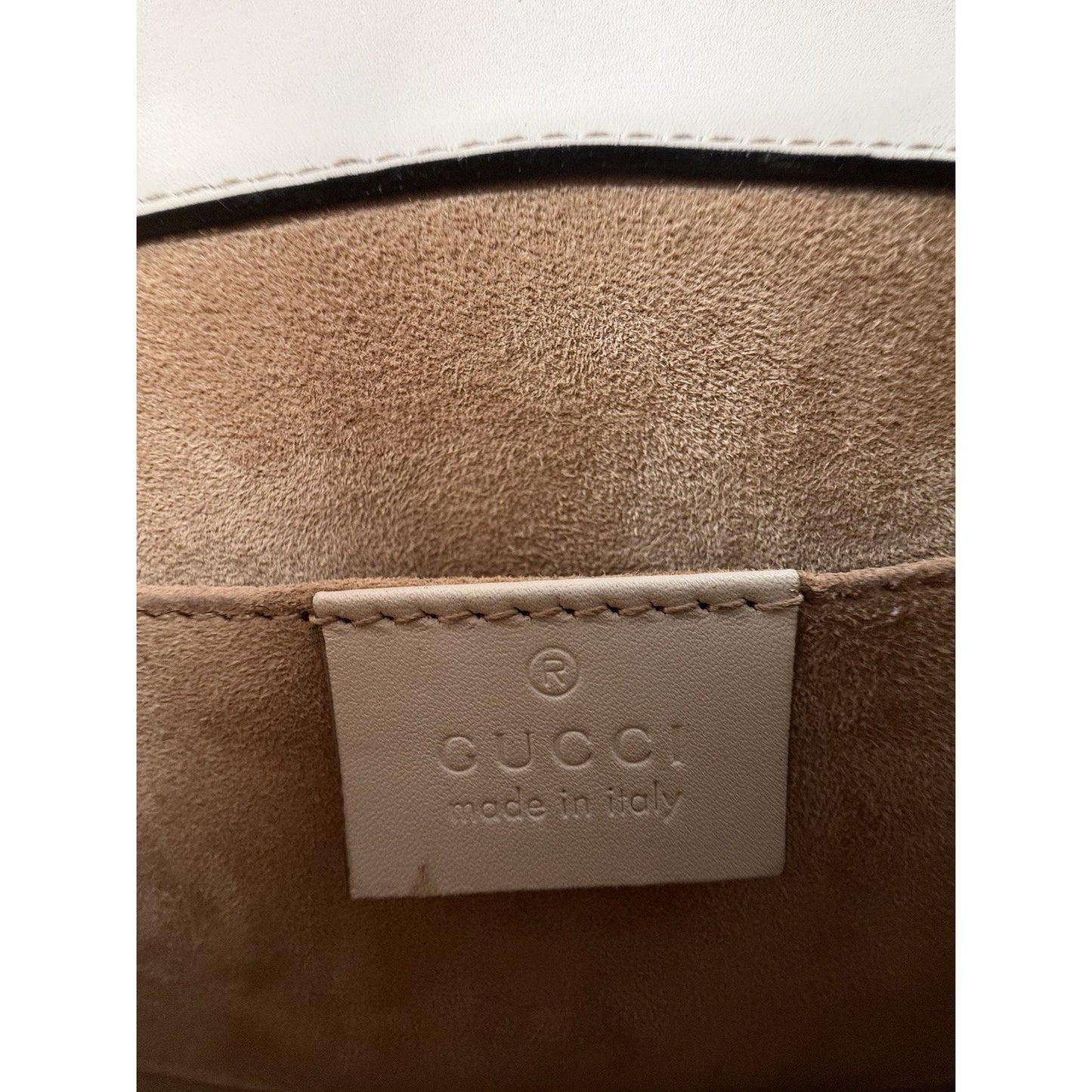 Gucci Sylvie White Leather Shoulder Bag with Gold Chain Detail