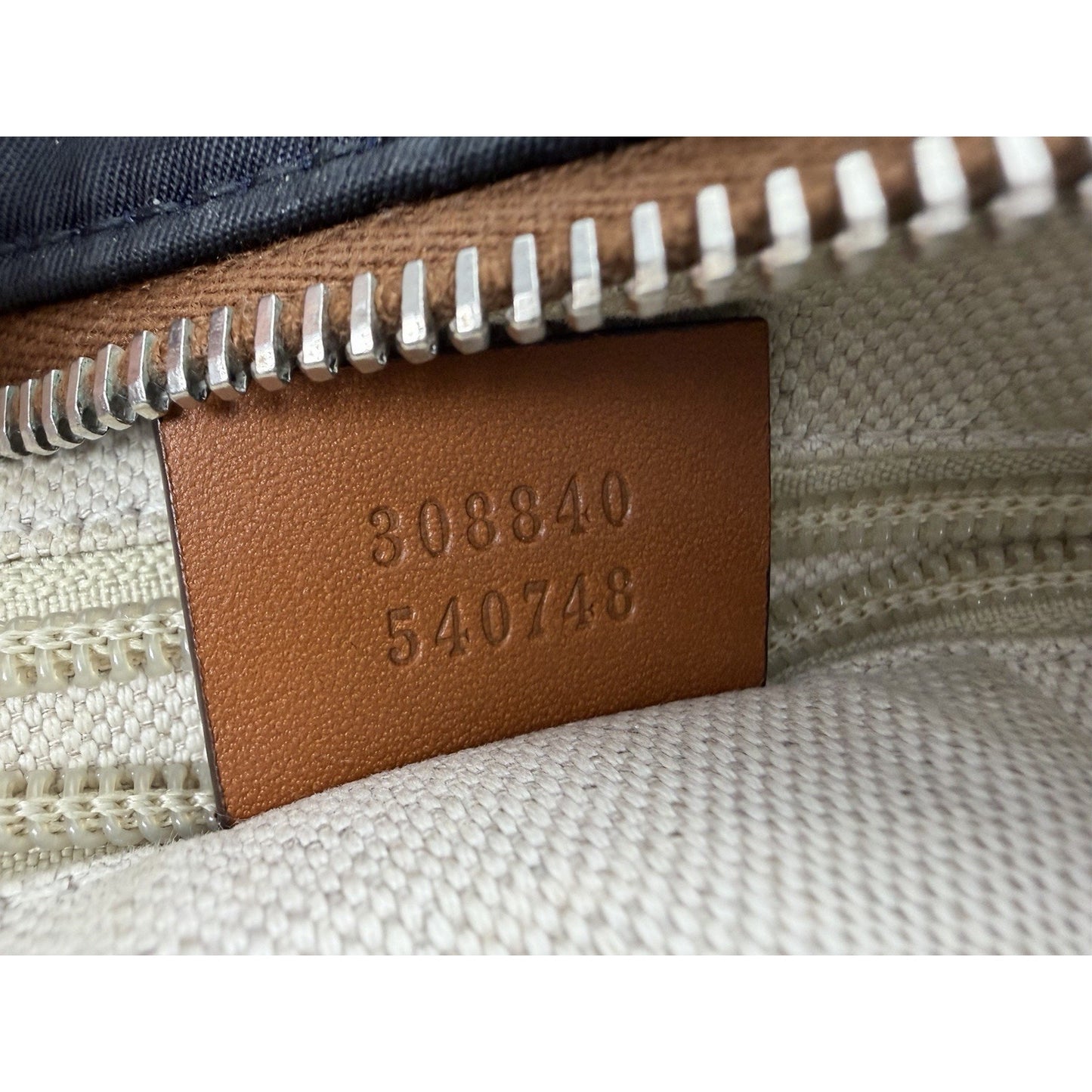 Gucci GG Pattern Nylon Messenger Bag in Blue S04