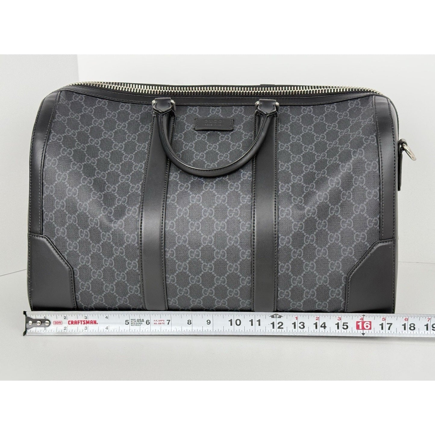 Gucci Large Savoy Duffle Bag GG Supreme Monogram Grey/Black Calfskin Trim