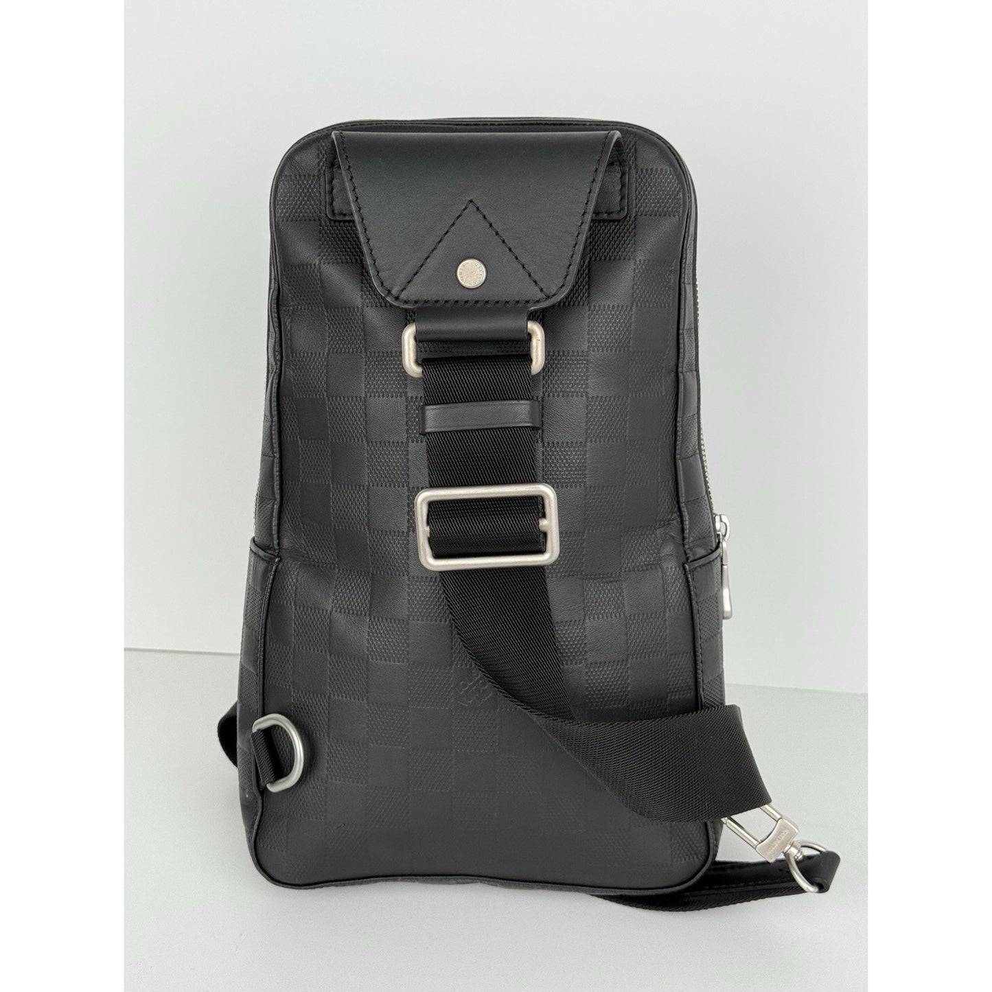 Louis Vuitton Avenue Sling Bag Damier Infini Leather Crossbody Men's Bag