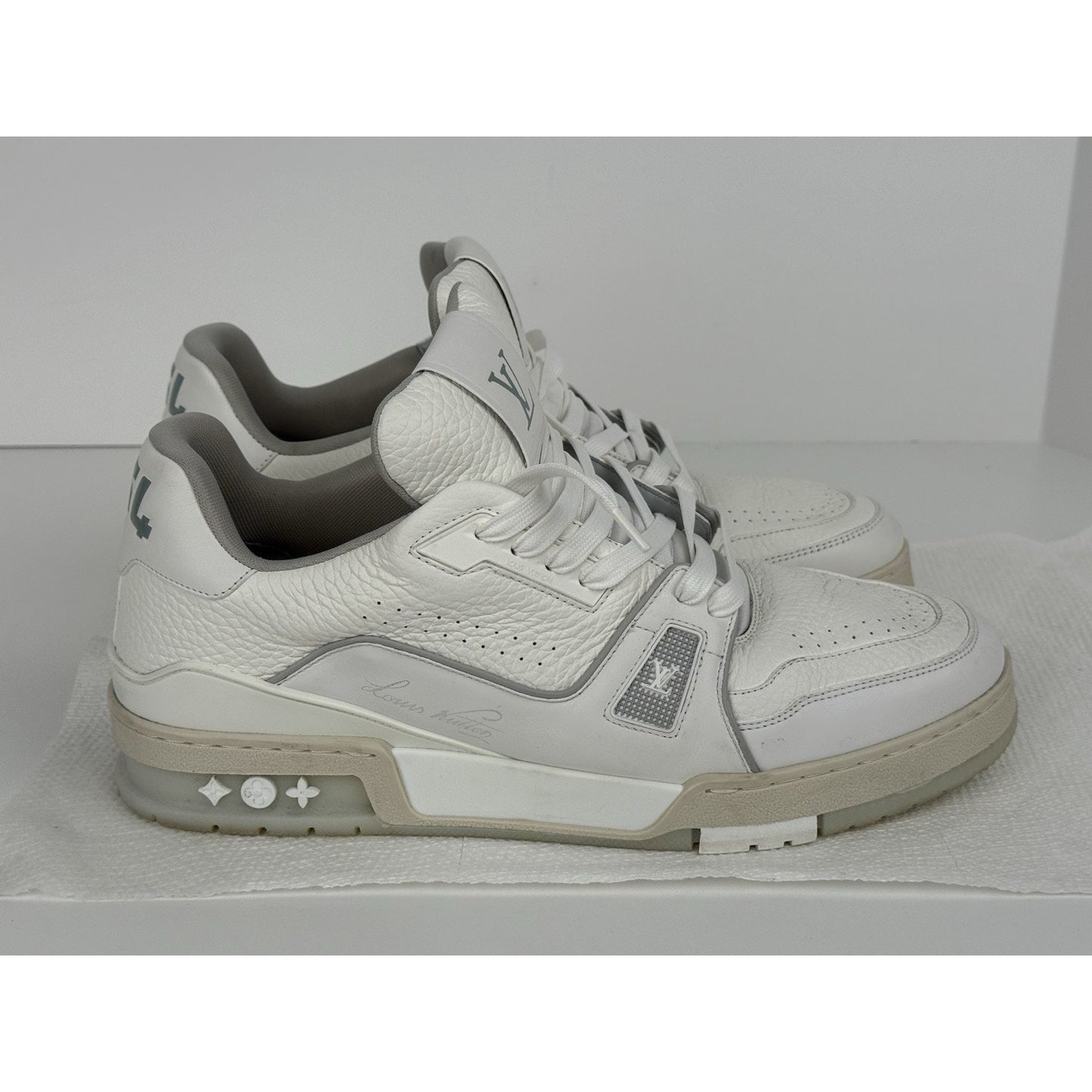 Louis Vuitton LV Trainer White Leather Men's Sneakers Size 9