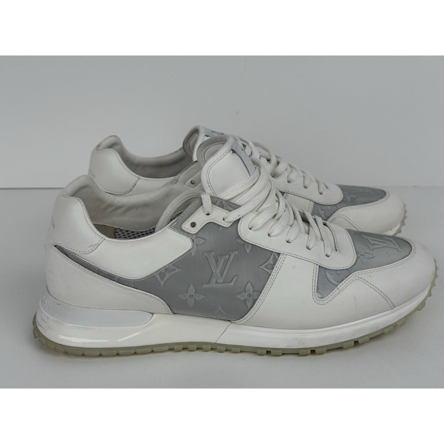 Louis Vuitton White Holographic LV Trainer Men's Sneakers Size 8.5 MS1200