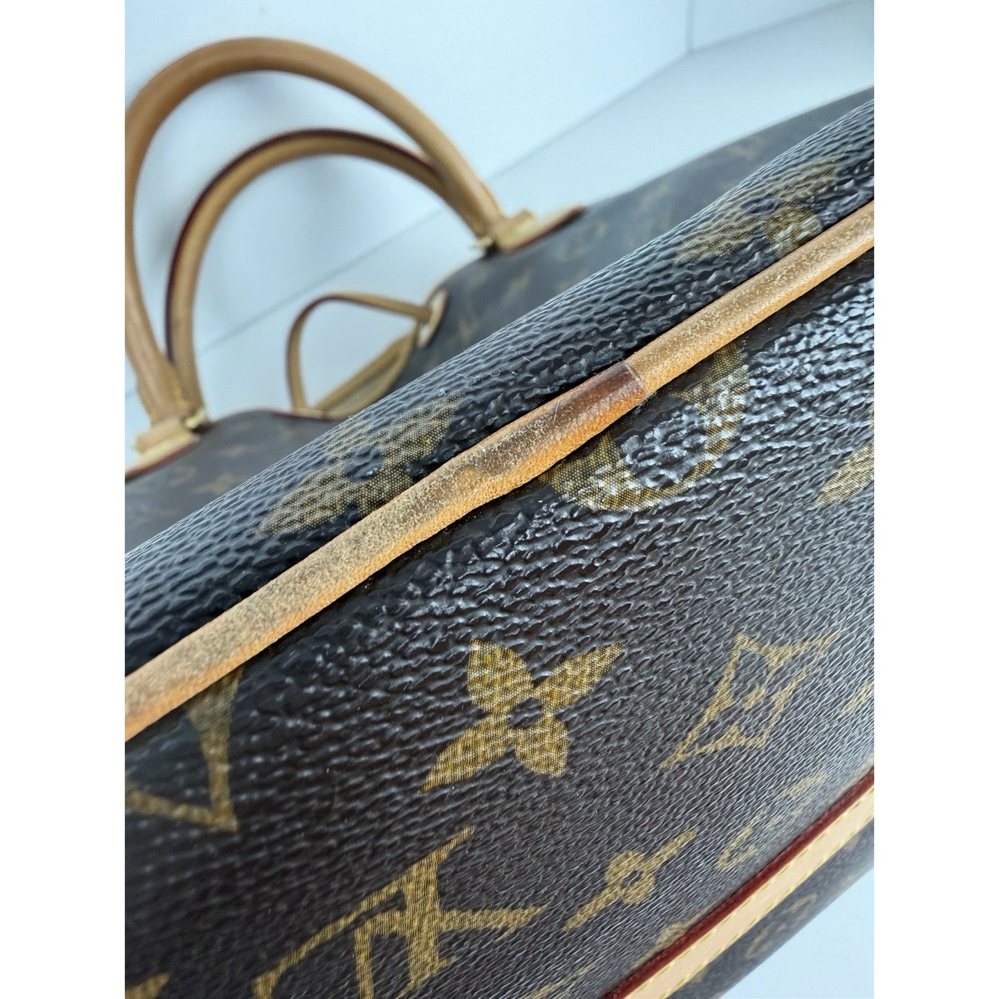 Louis Vuitton Neo MM Bucket Shoulder Bag Brown LV Monogram Coated Canvas 2010 S