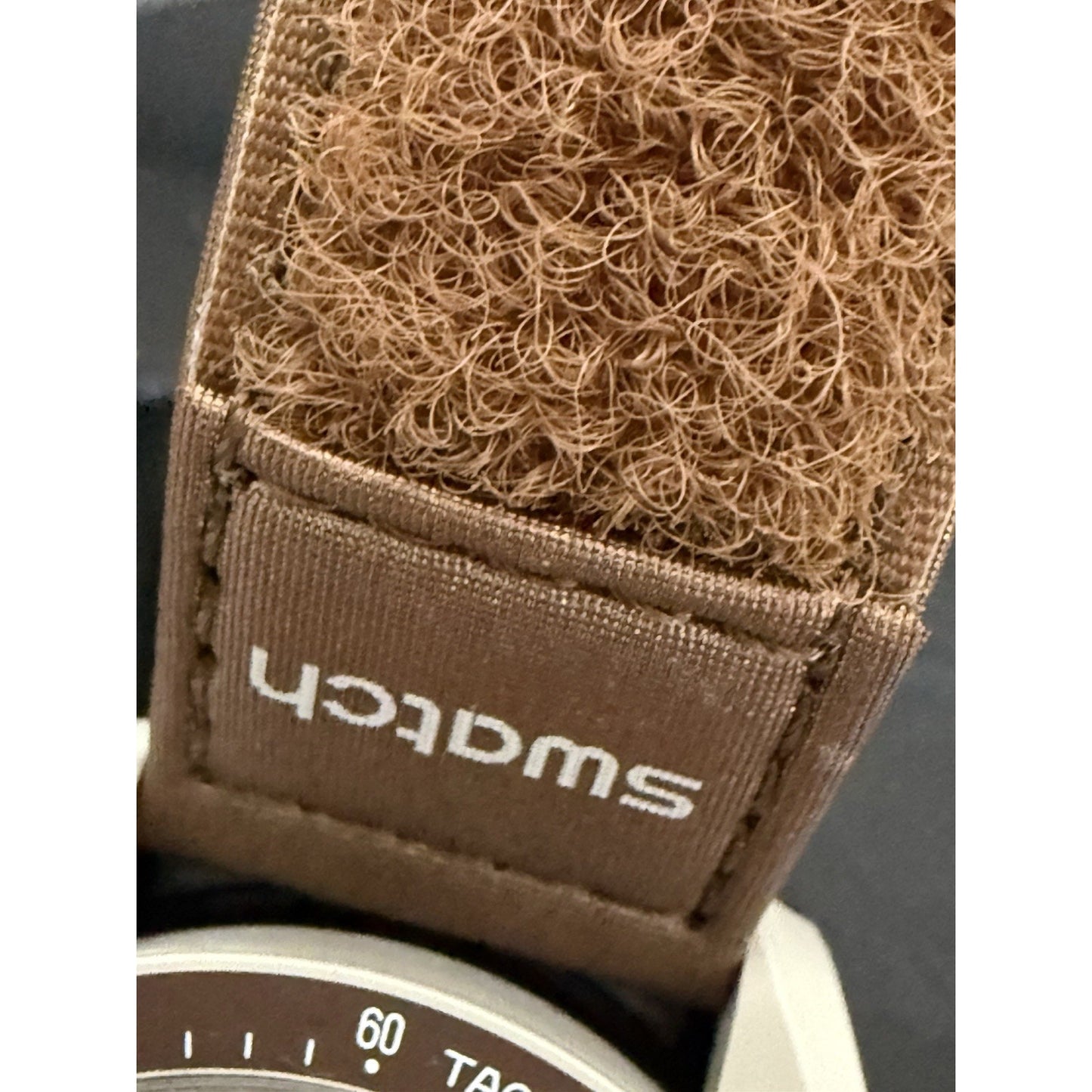 OMEGA X SWATCH Moonswatch Speedmaster Mission on Saturn 42mm SO33T100