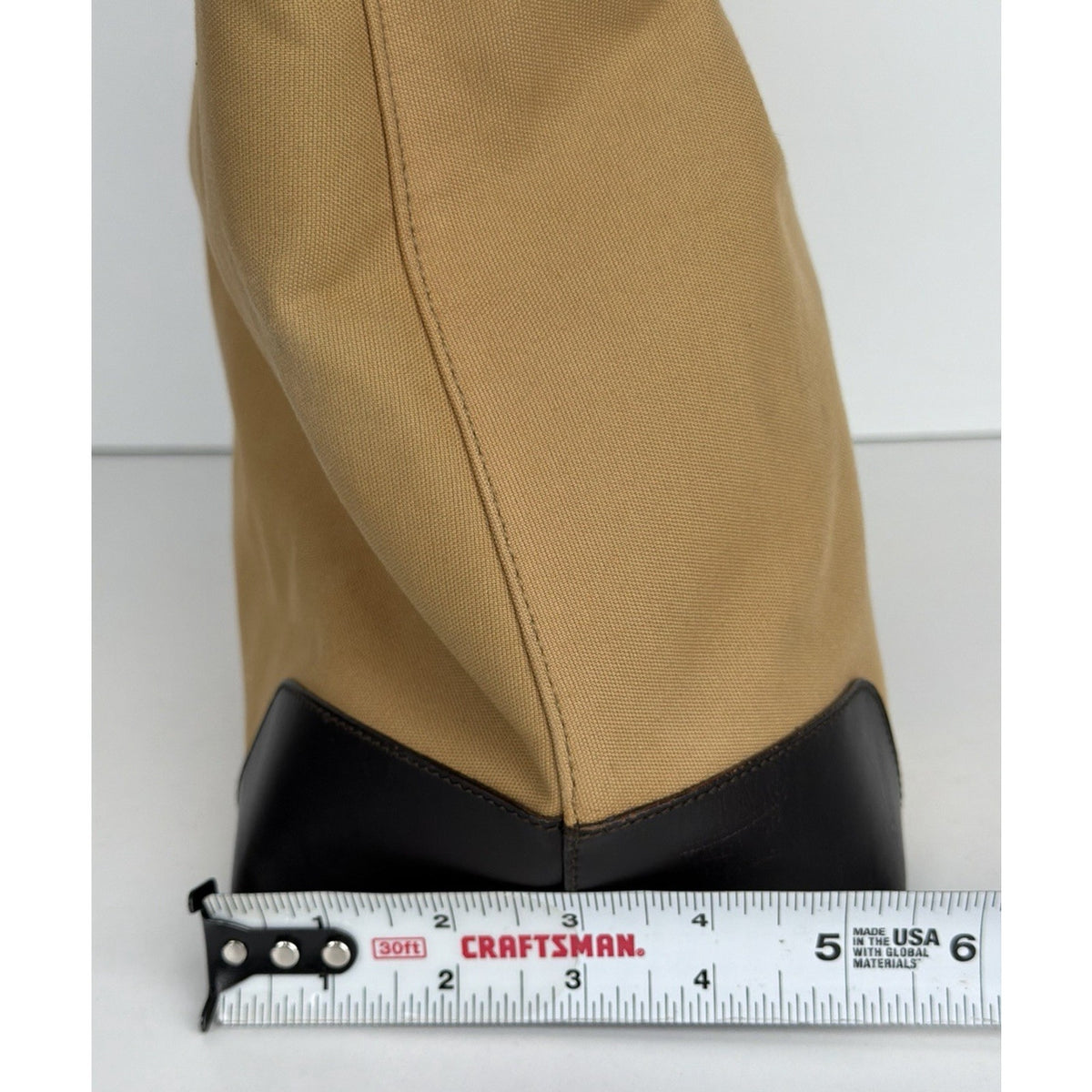 Gucci Web Canvas Vertical Tote Bag in Beige Vintage S-06