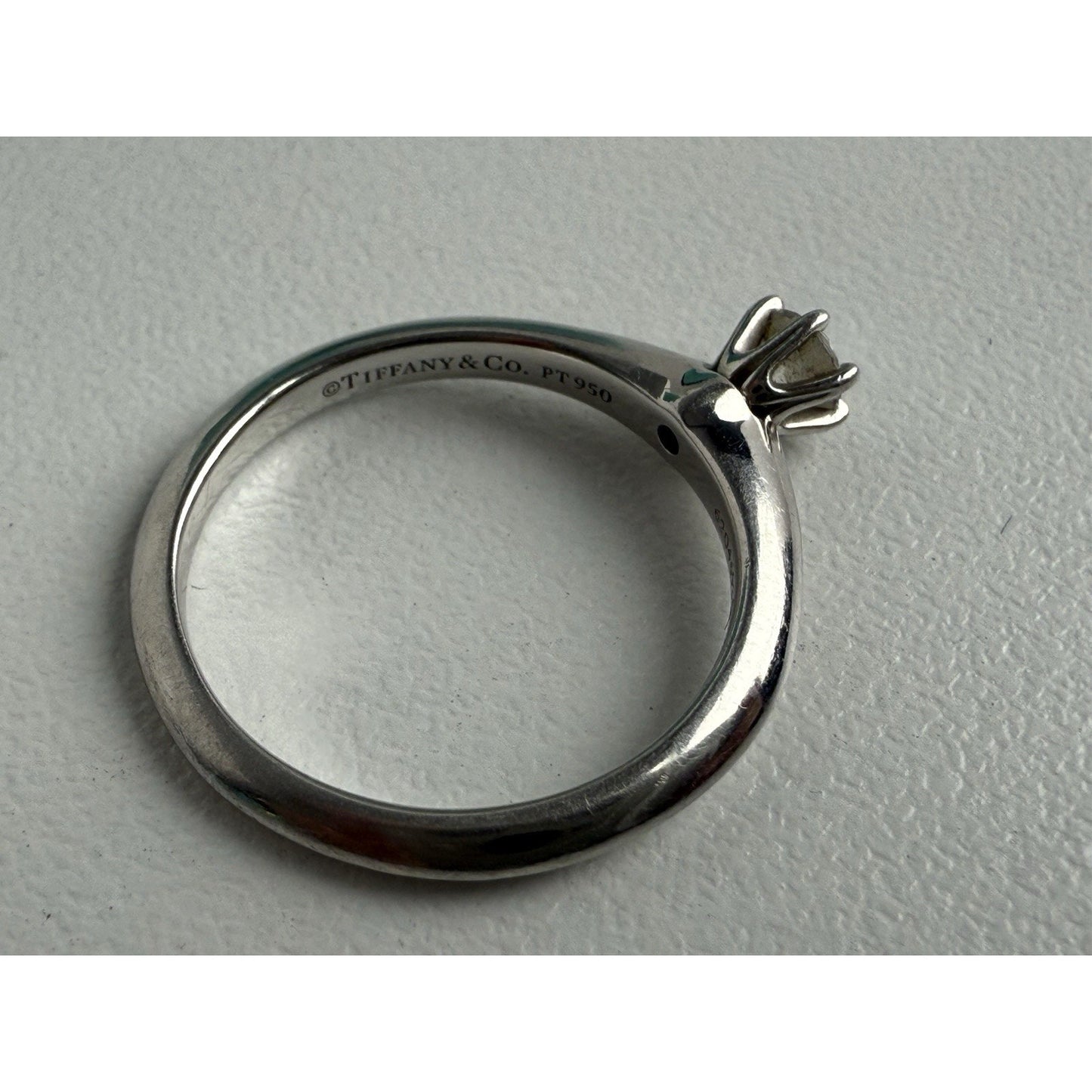 Tiffany & Co Platinum Diamond Engagement Ring 0.15 Carat Brilliant Cut Size 4.75