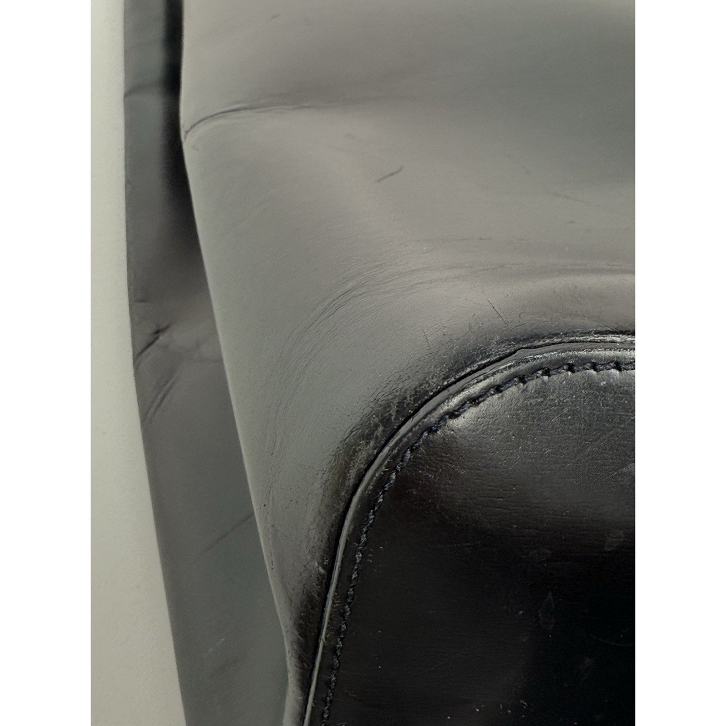 Panther de Cartier Black Patent Leather Shoulder Bag