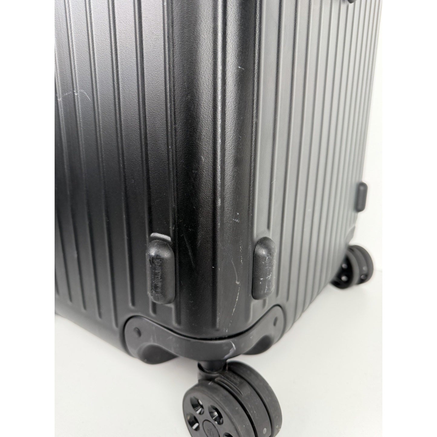 RIMOWA Essential Trunk Large Suitcase in Black Matte